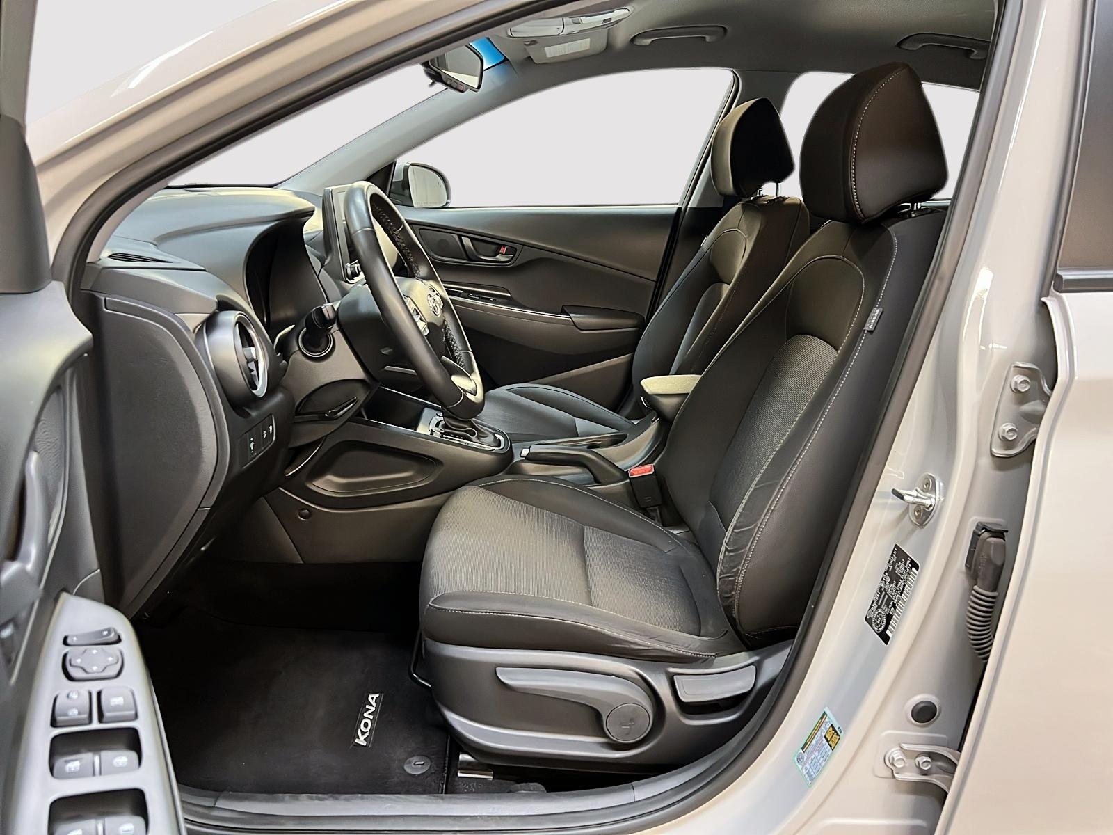 Hyundai Kona PREFERRED 4RM 2023 - image #7