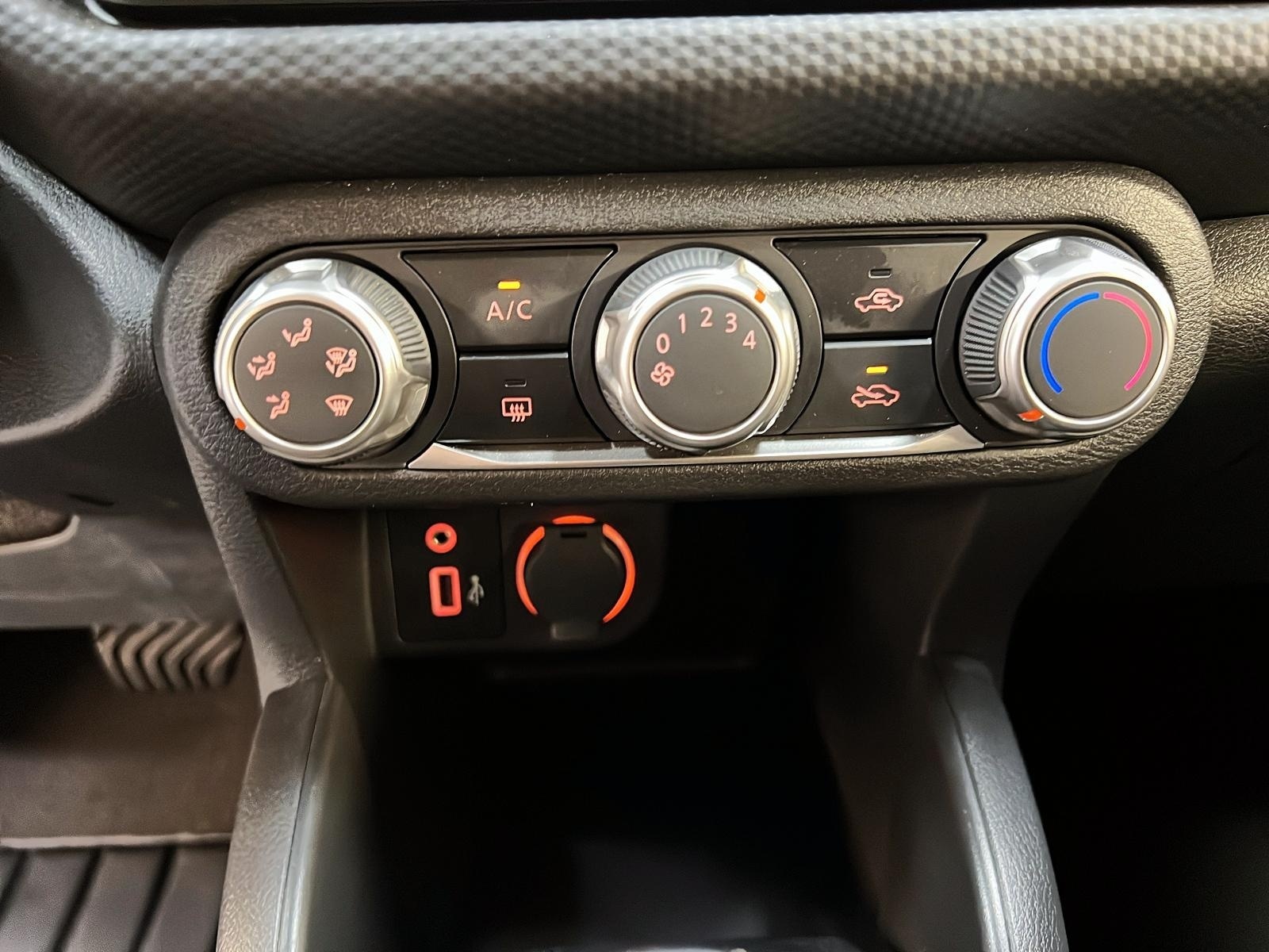 Nissan Kicks S 2023 - image #14