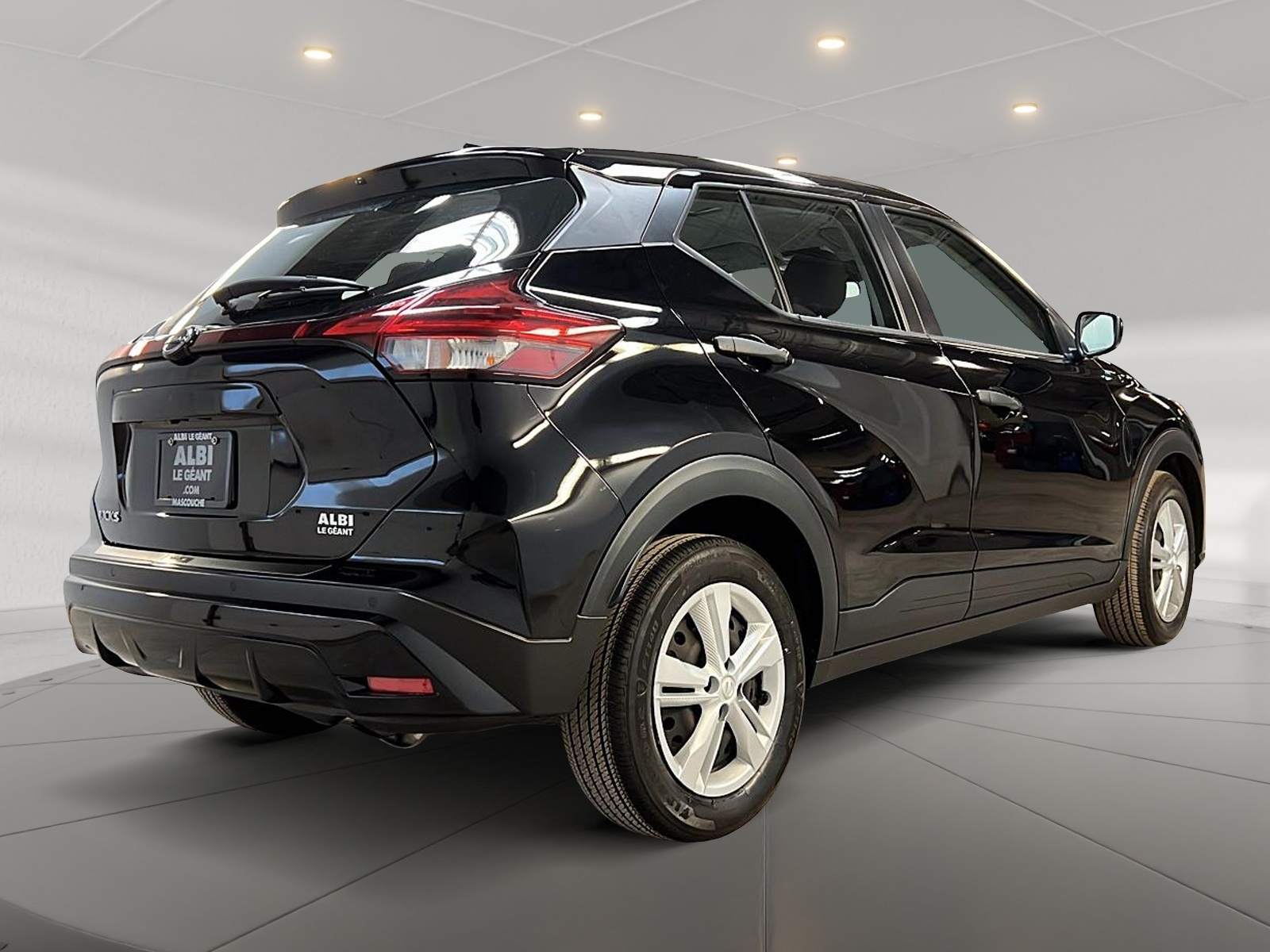Nissan Kicks 2023 - Image #4