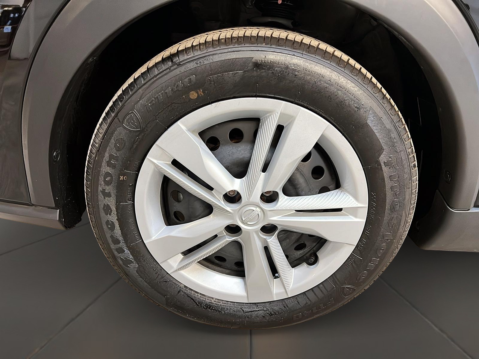 Nissan Kicks S 2023 - image #24