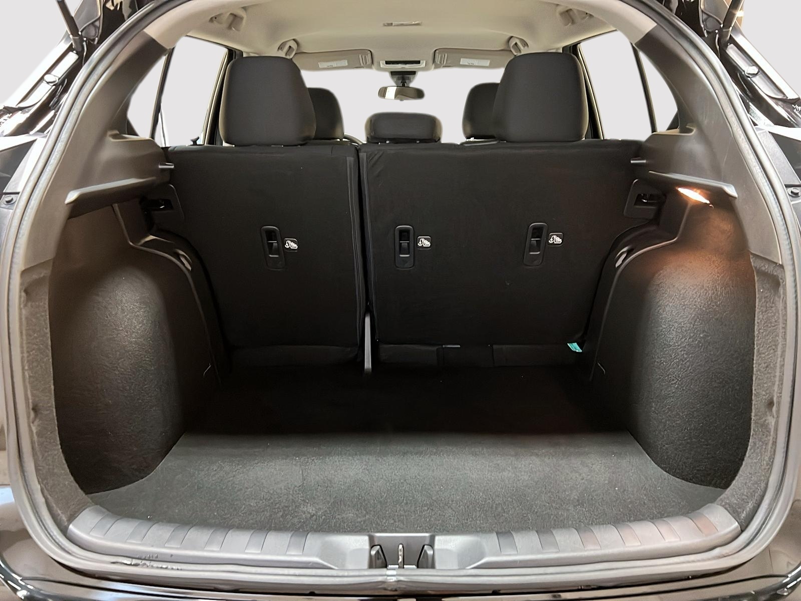 Nissan Kicks S 2023 - image #12