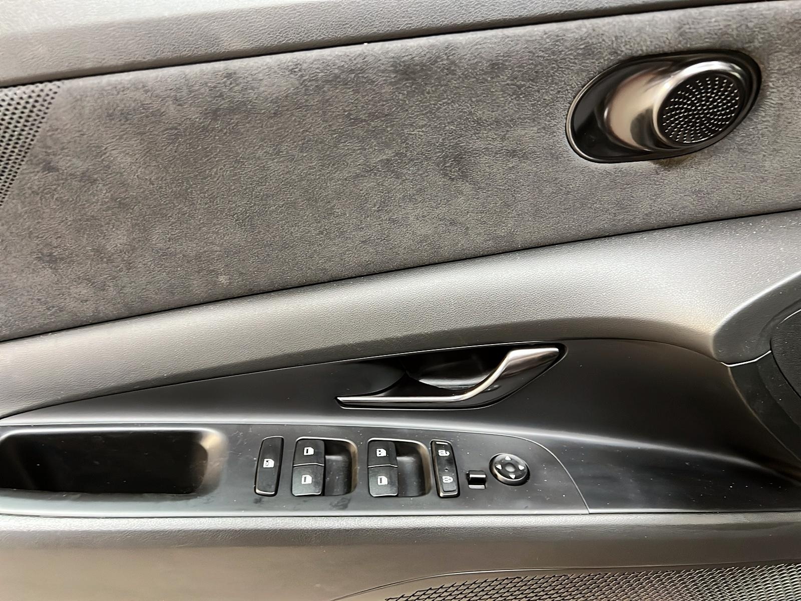 Hyundai Elantra 2023 - Image #23