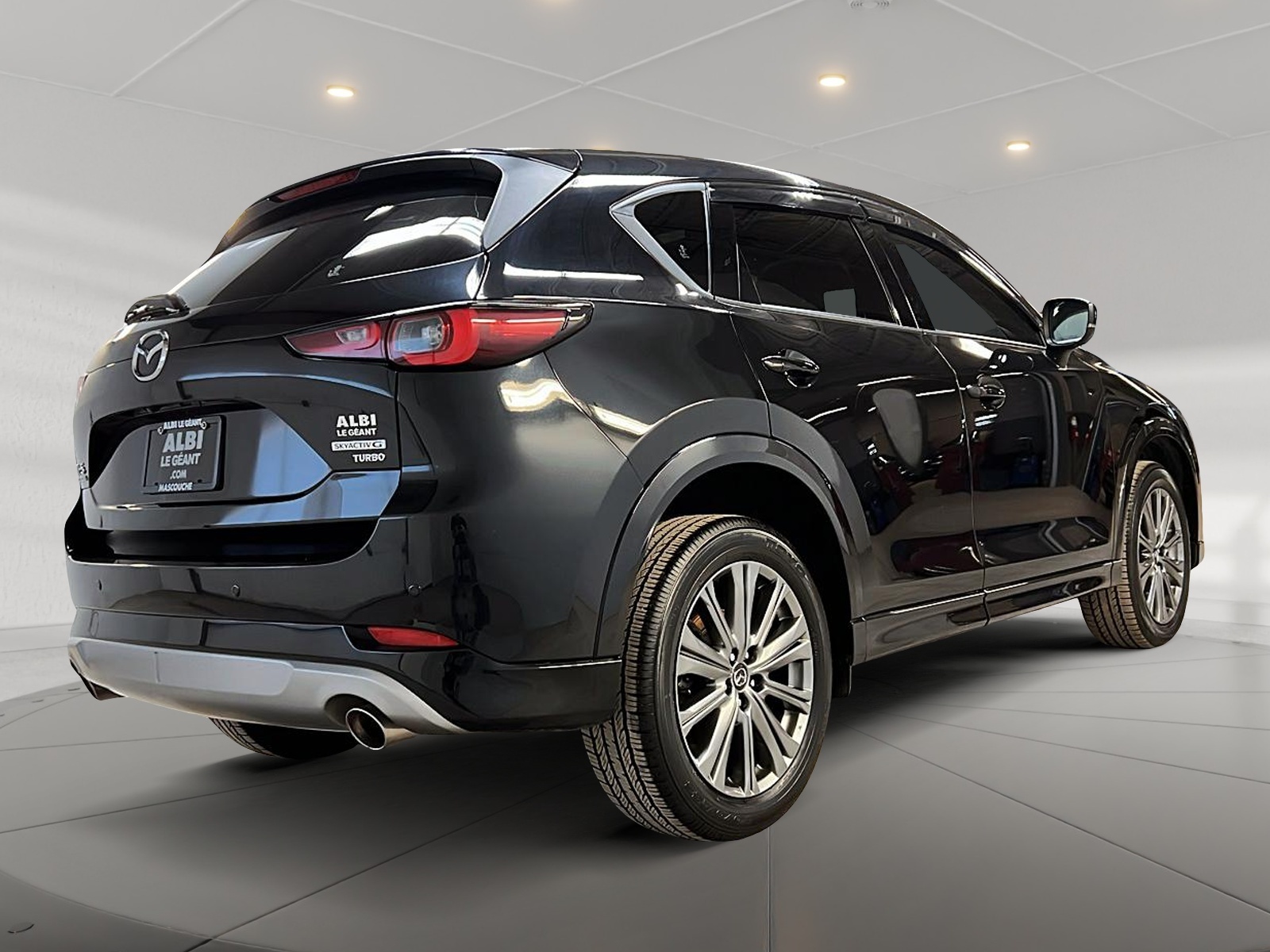 Mazda CX-5 SIGNATURE 2.5T CUIR TOIT NAV 4RM 2024 - image #4