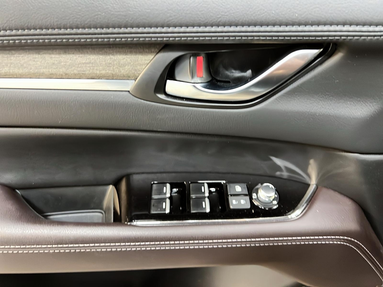 Mazda CX-5 SIGNATURE 2.5T CUIR TOIT NAV 4RM 2024 - image #24