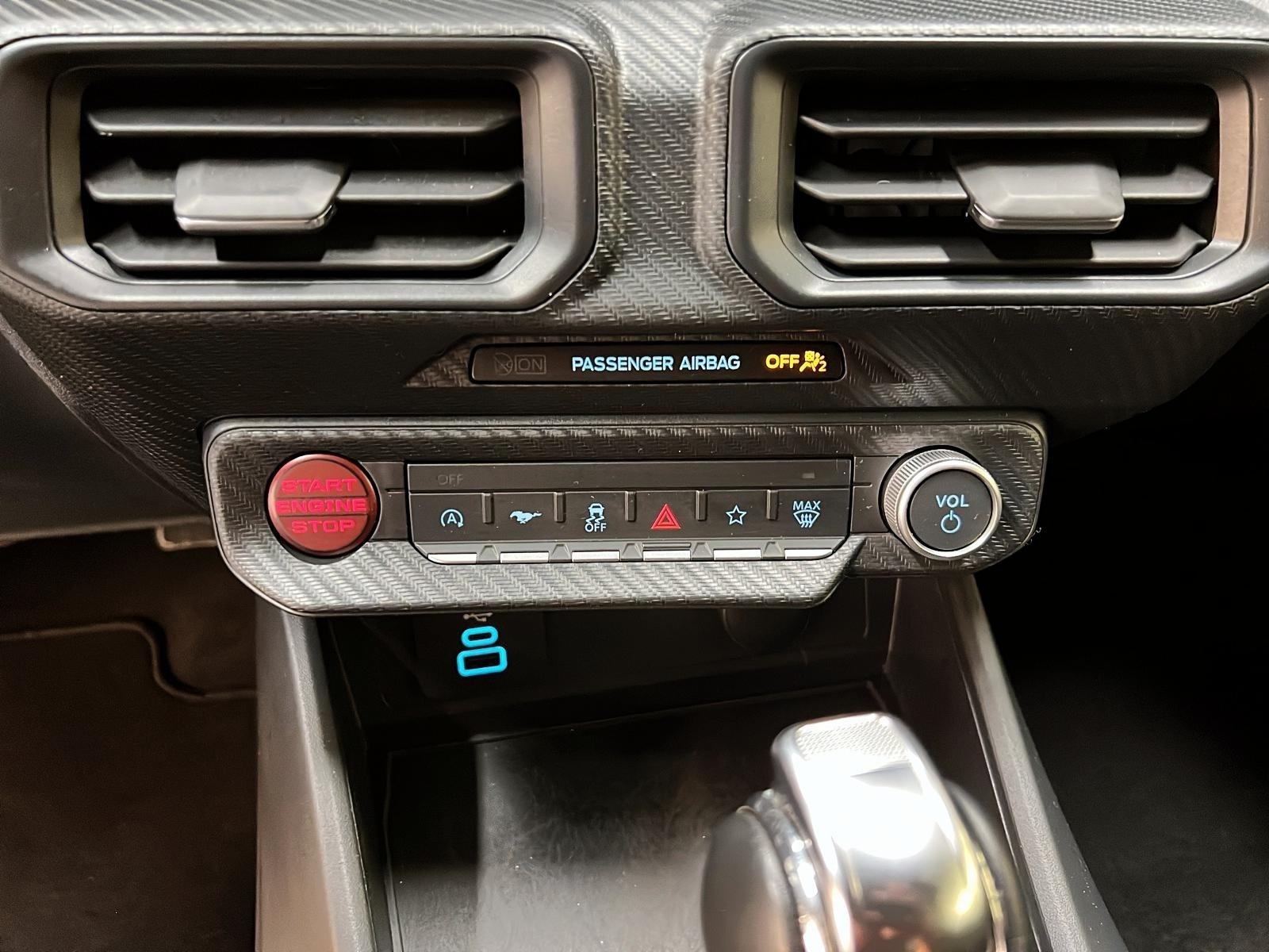Ford Mustang ECOBOOST 2024 - image #13