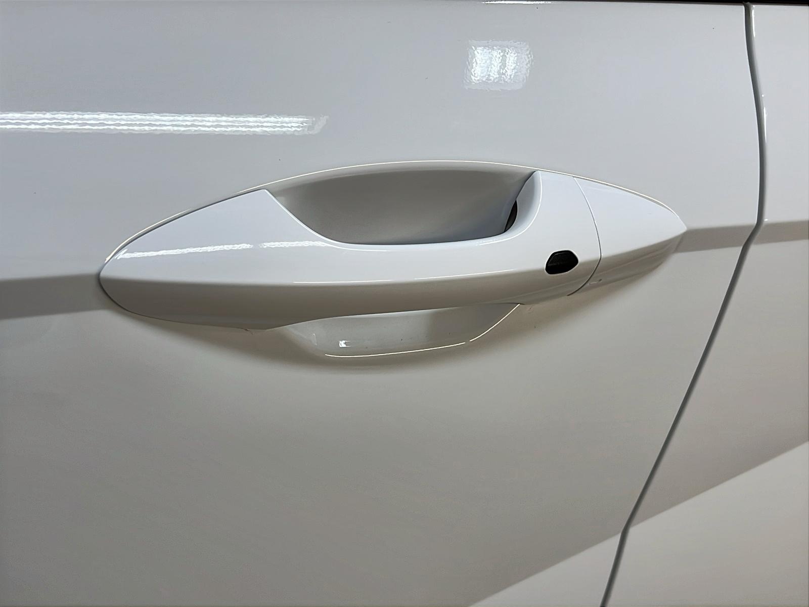 Hyundai Kona EV PREFERRED NAV 2025 - image #23