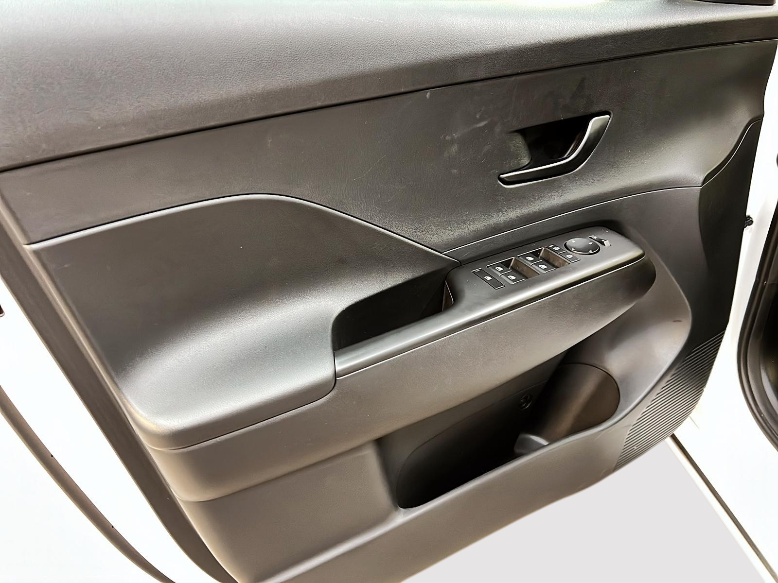 Hyundai Kona EV 2025 - Image #22