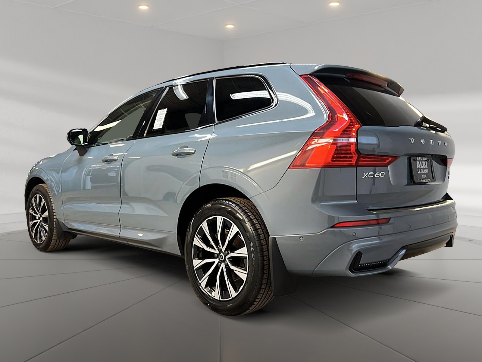 Volvo XC60 2024 - Image #6