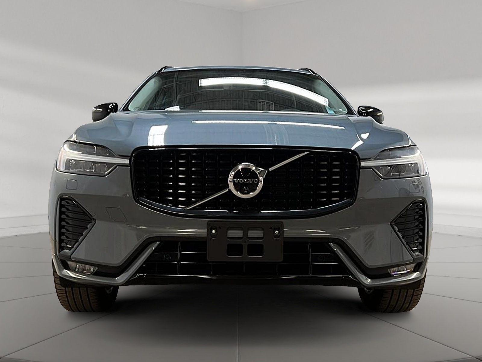 Volvo XC60 2024 - Image #2