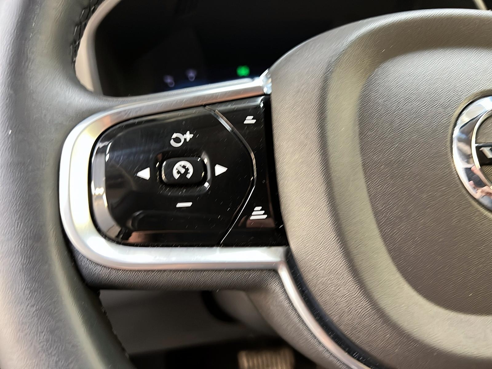 Volvo XC60 2024 - Image #25