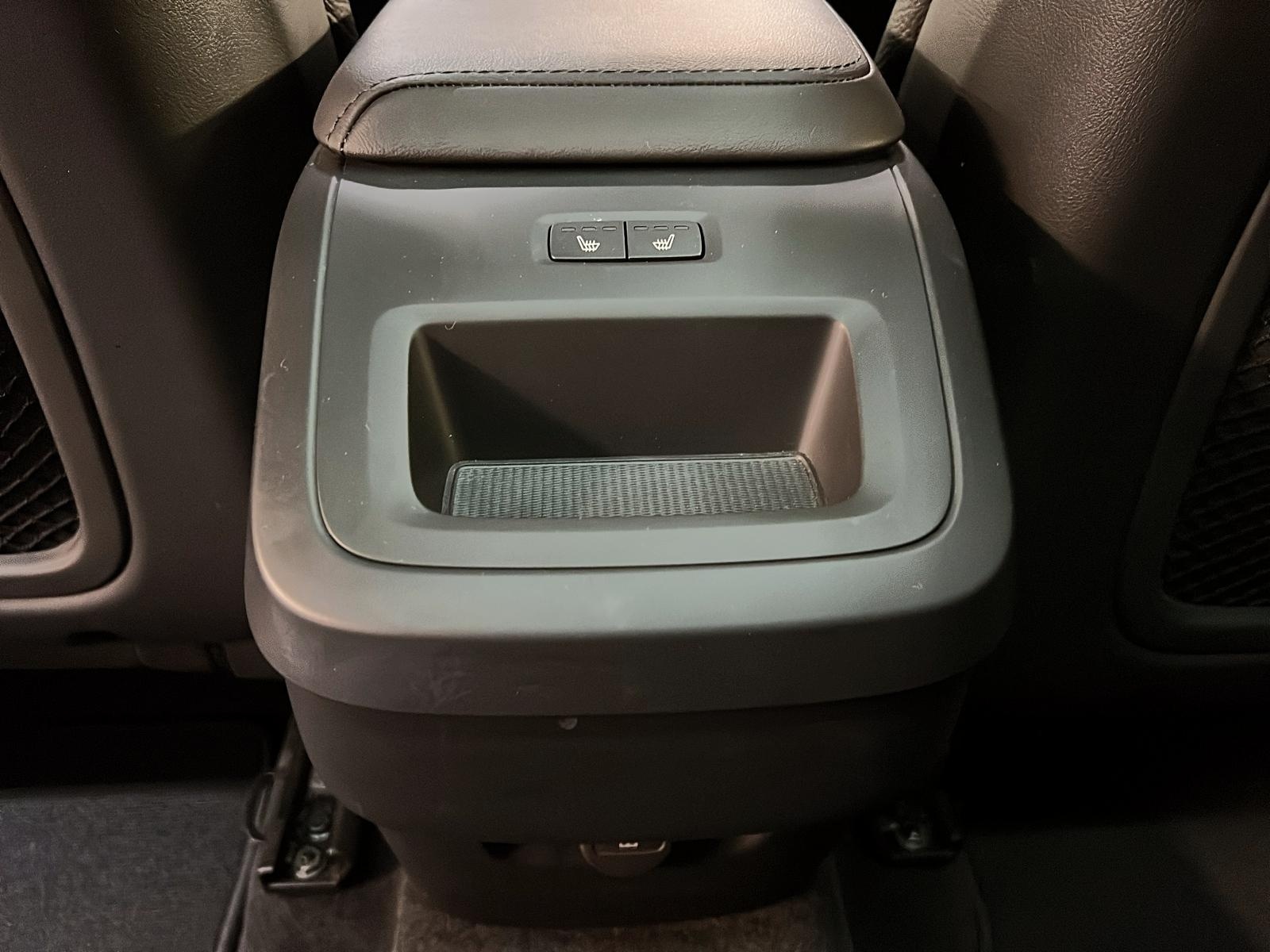 Volvo XC60 2024 - Image #12