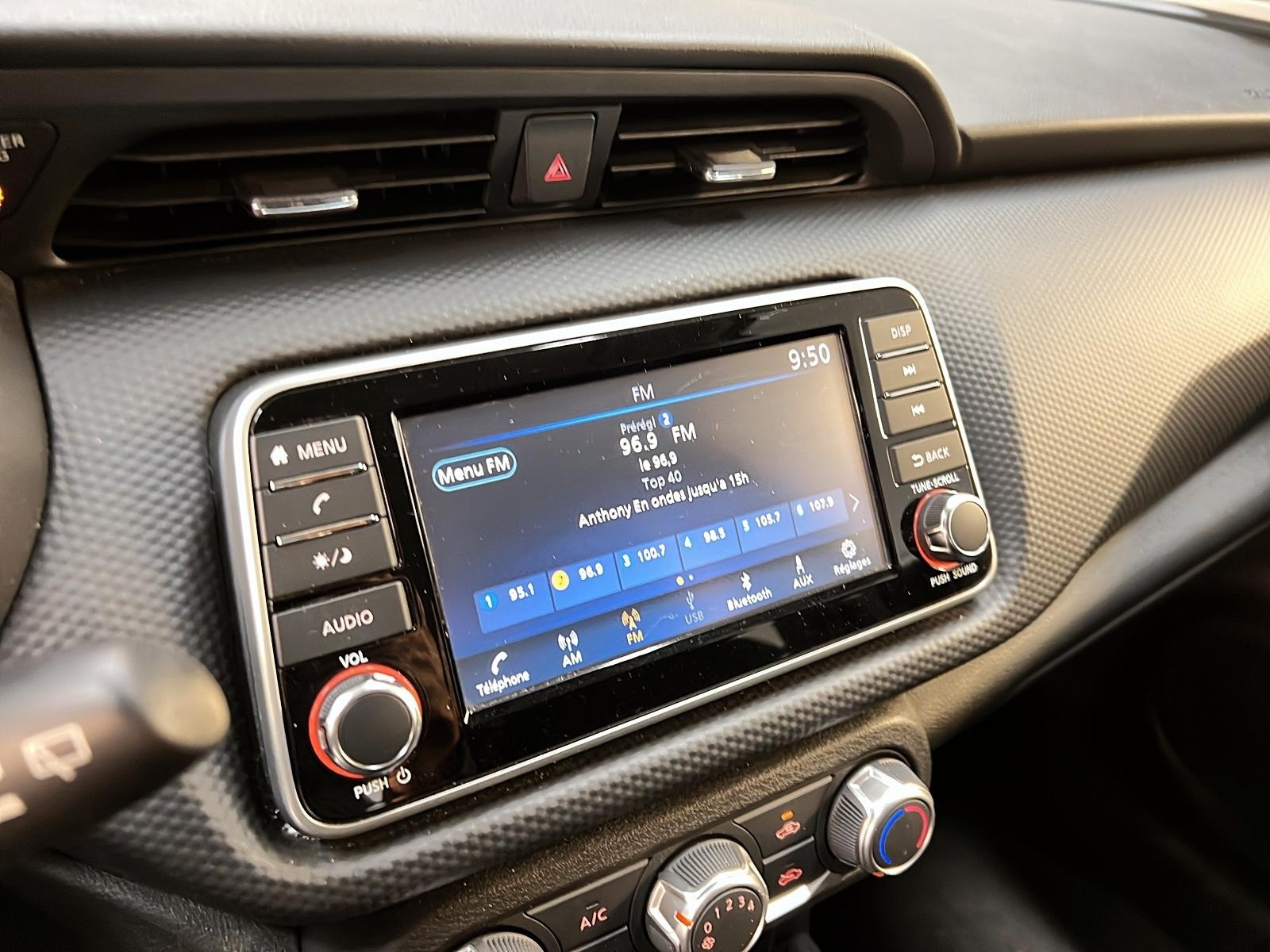 Nissan Kicks S 2023 - image #15