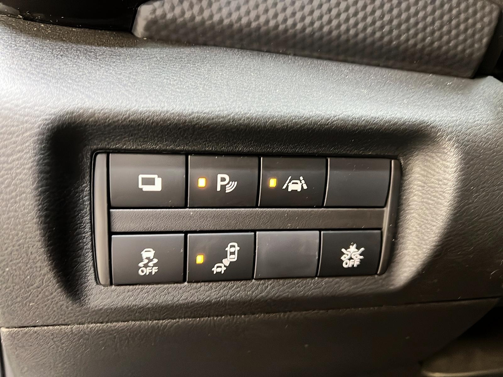 Nissan Kicks S 2023 - image #20