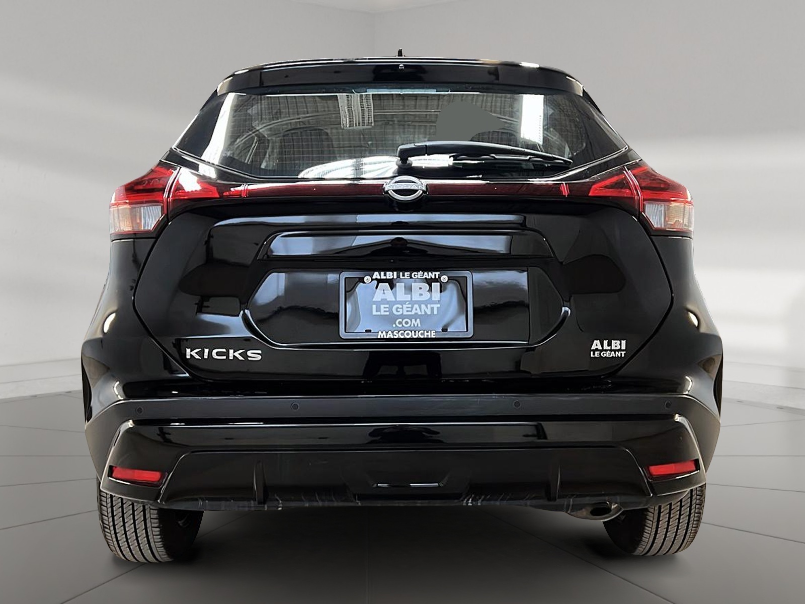 Nissan Kicks S 2023 - image #5