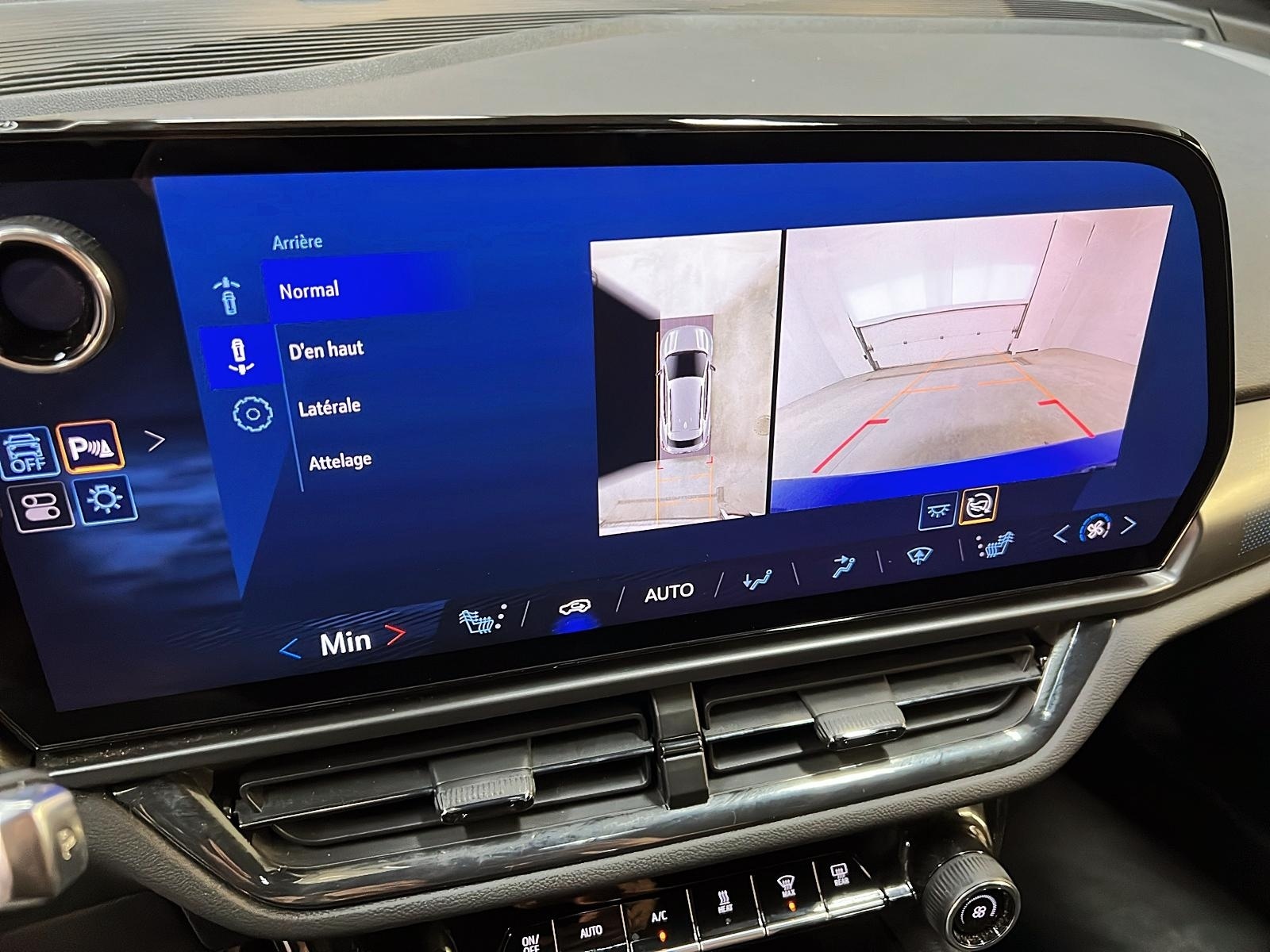 Chevrolet Equinox EV 2RS NAV 2024 - image #16