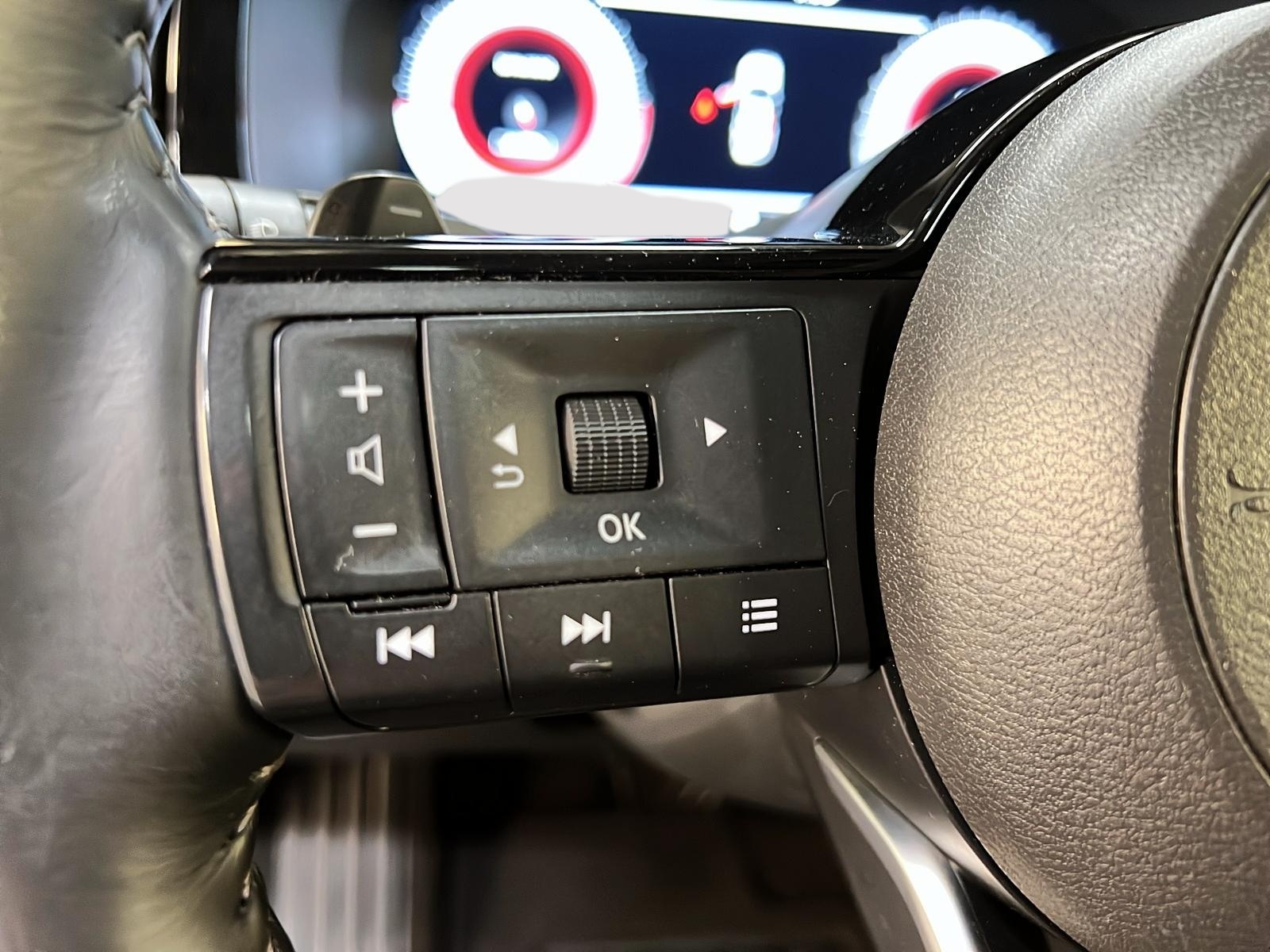 Nissan Pathfinder PLATINUM CUIR TOIT PANO NAV 4RM 2024 - image #24