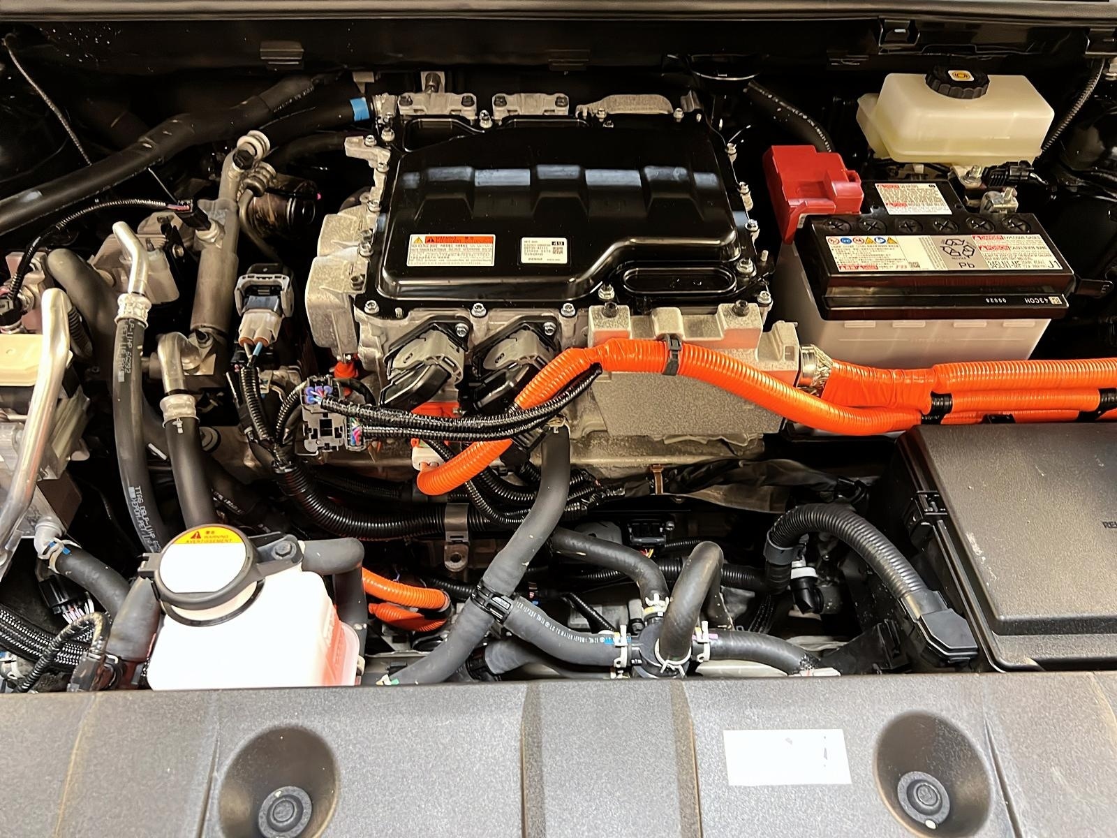 Toyota bZ4X XLE TOIT PANO 4RM 2023 - image #14