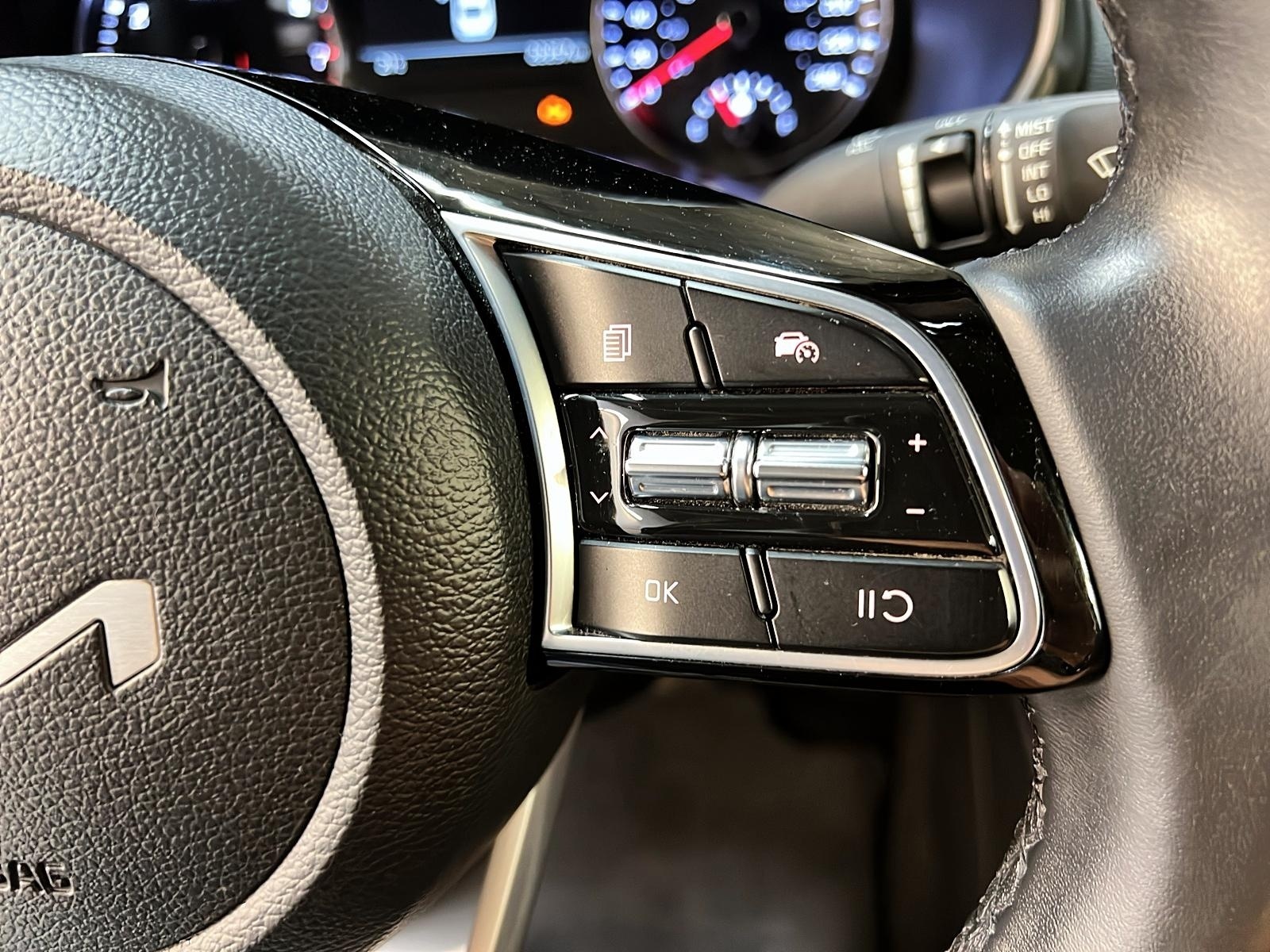 Kia Forte LX 2023 - image #17