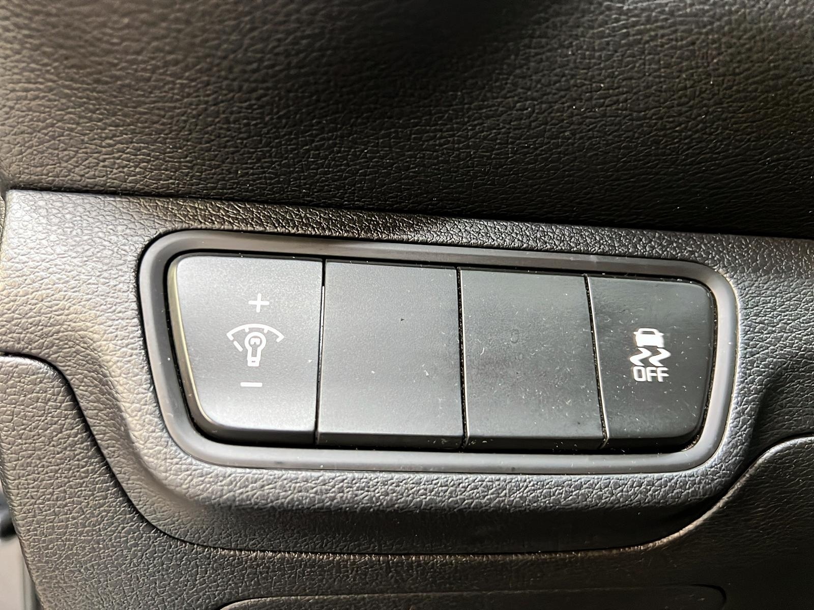 Kia Forte LX 2023 - image #19