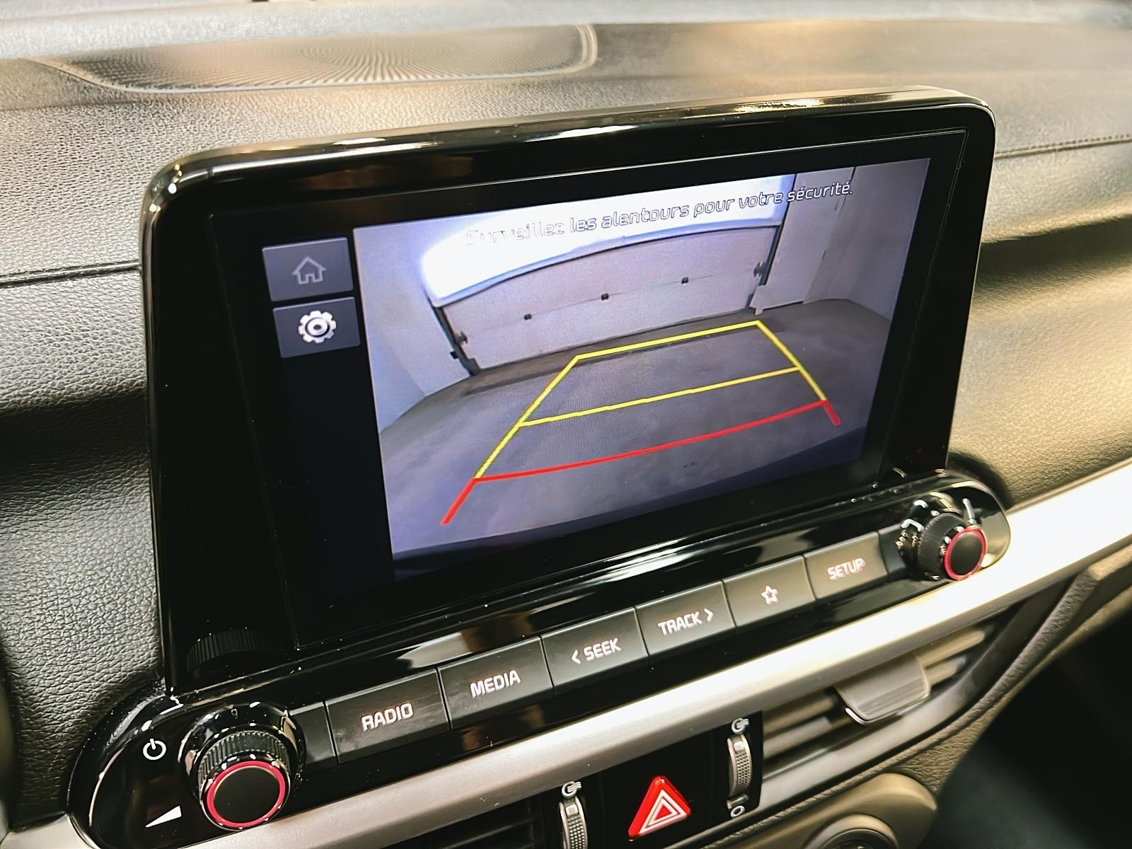 Kia Forte 2023 - Image #16