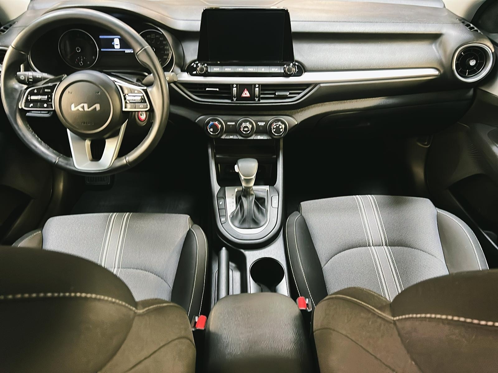 Kia Forte LX 2023 - image #10