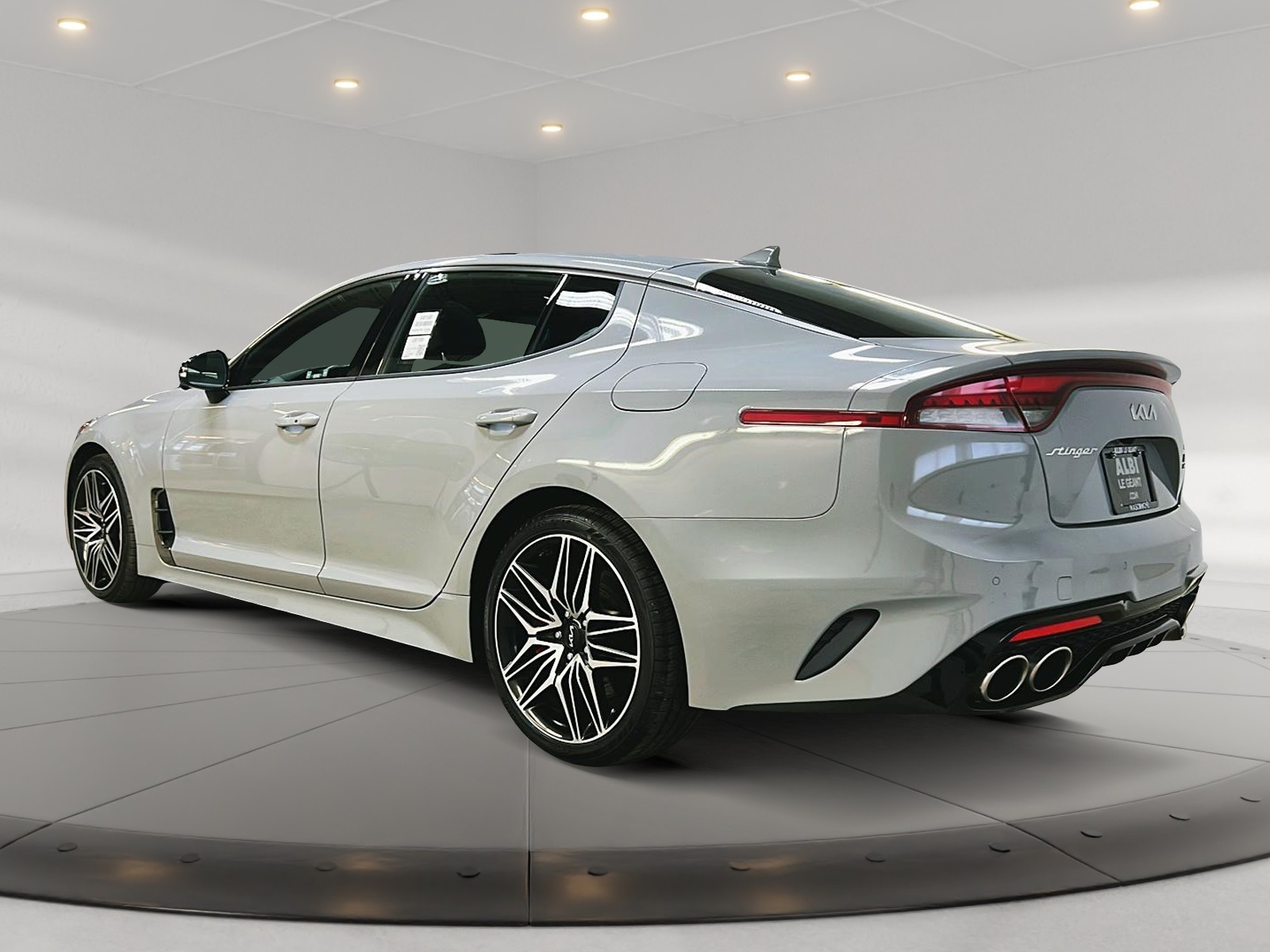 Kia Stinger GT ELITE TOIT NAV 3.3T 4RM 2023 - image #6