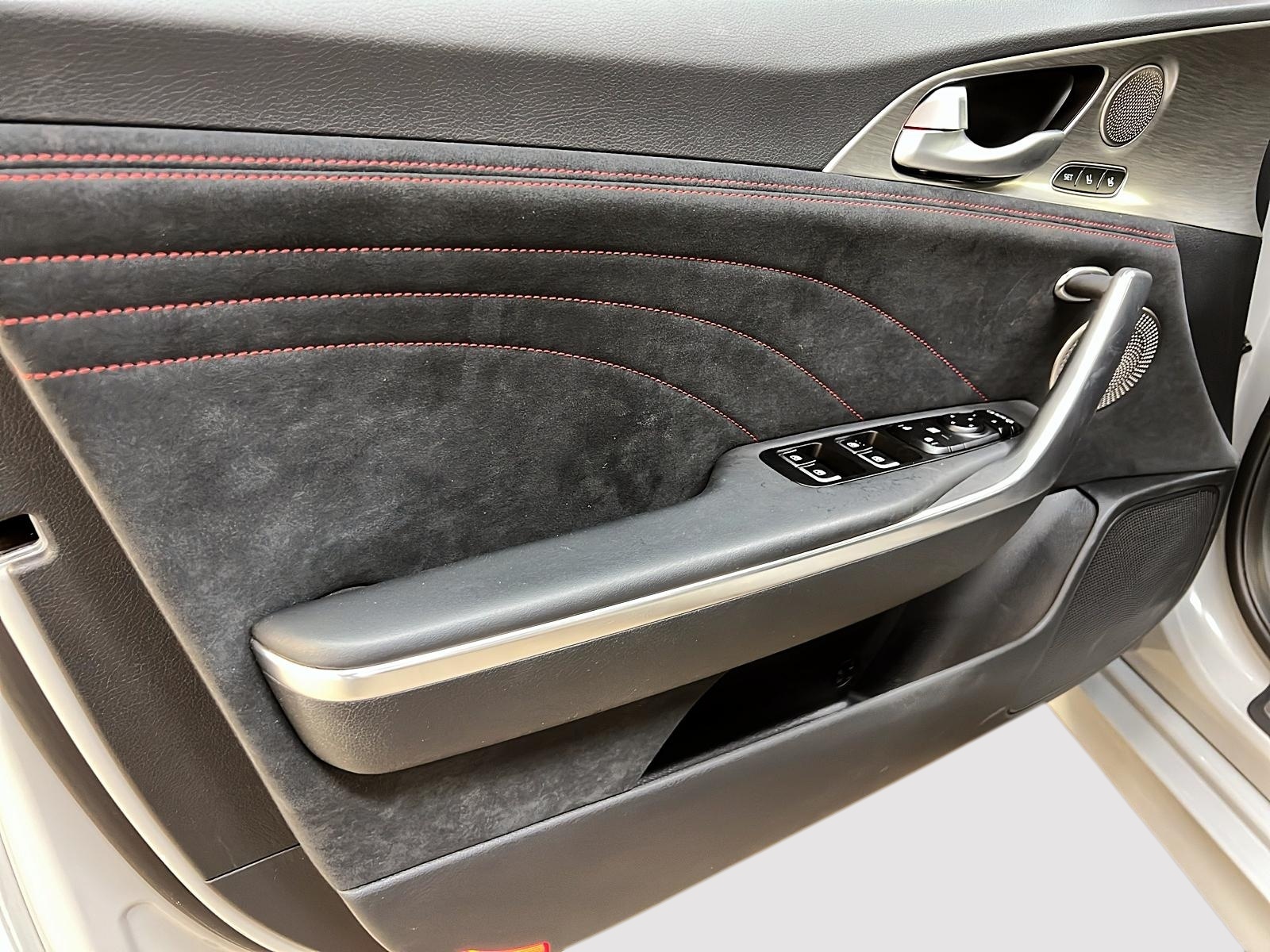 Kia Stinger 2023 - Image #25