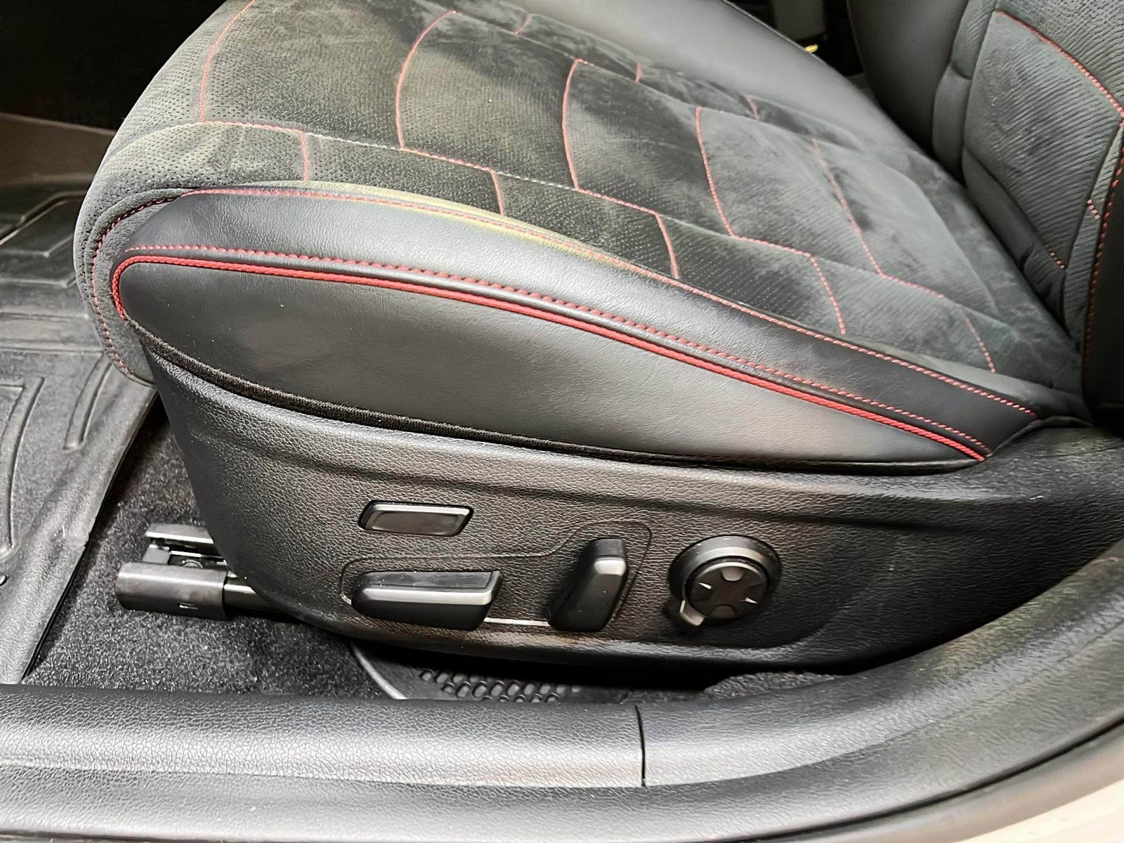 Kia Stinger GT ELITE TOIT NAV 3.3T 4RM 2023 - image #26