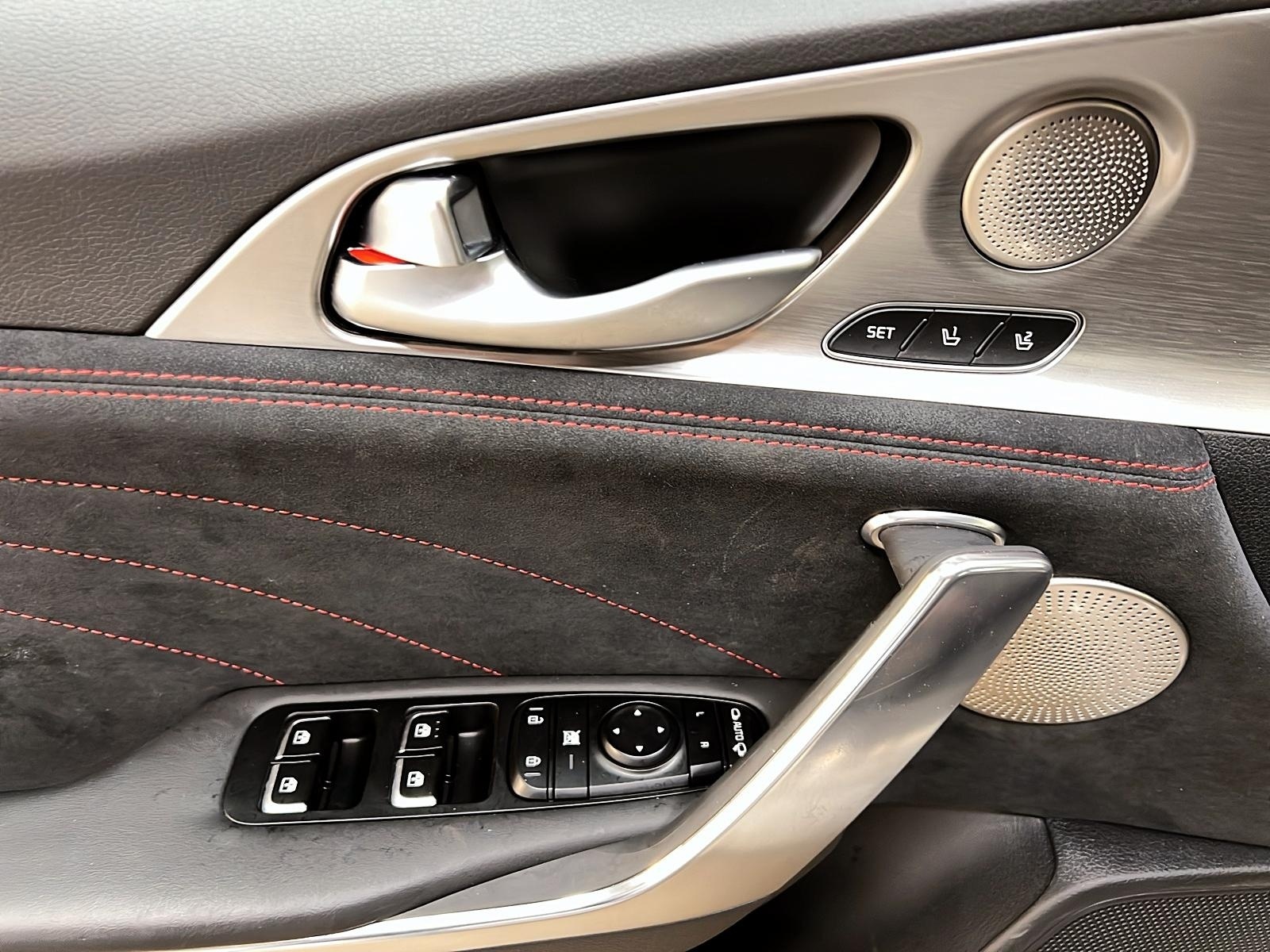 Kia Stinger GT ELITE TOIT NAV 3.3T 4RM 2023 - image #24