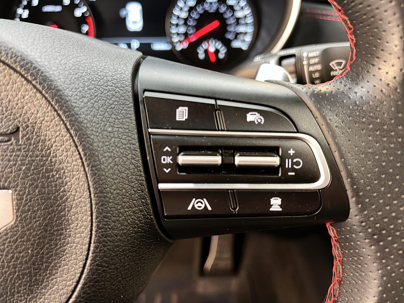 Kia Stinger 2023 - Image #21