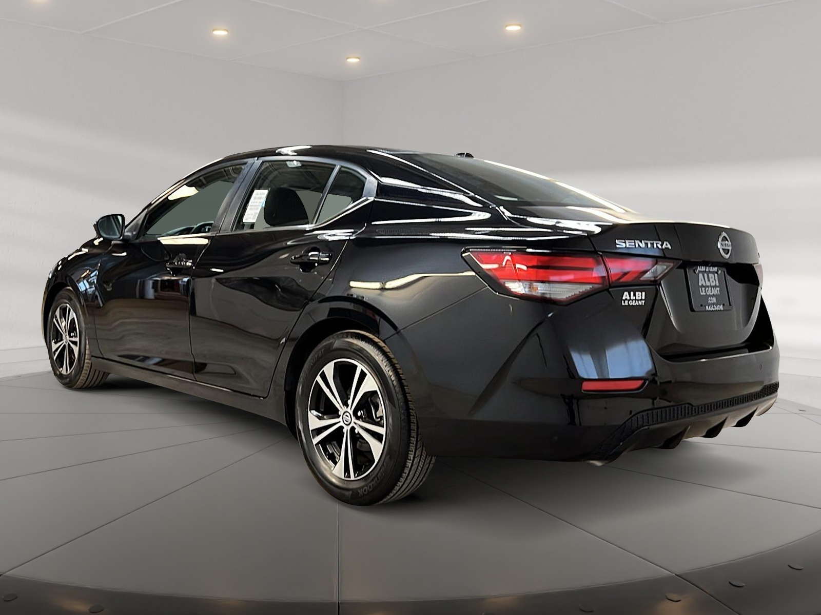 Nissan Sentra SV 2022 - image #6