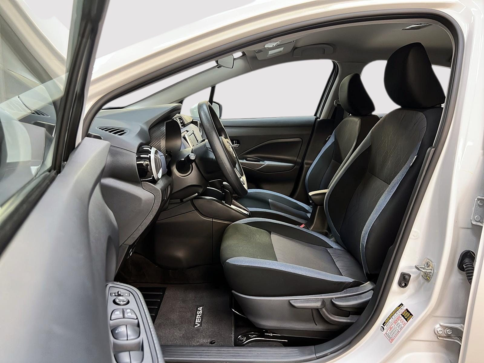 Nissan Versa SV 2024 - image #7