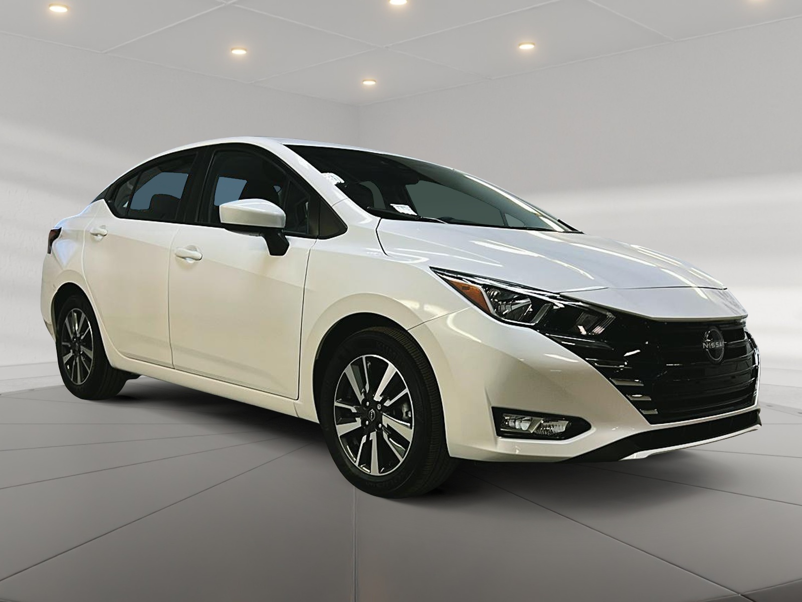 Nissan Versa 2024 - Image #3