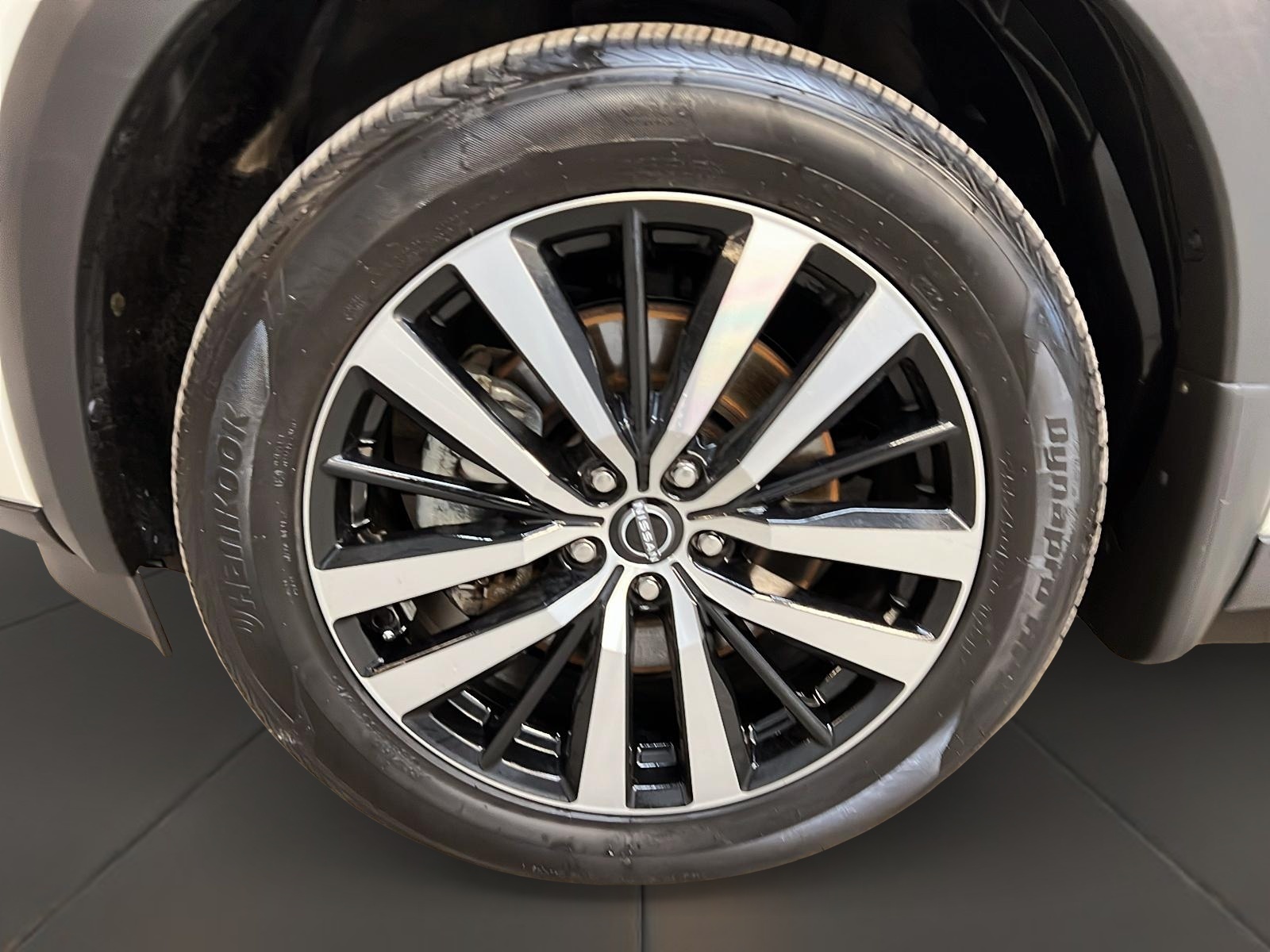 Nissan Pathfinder PLATINUM CUIR TOIT PANO NAV 4RM 2024 - image #30