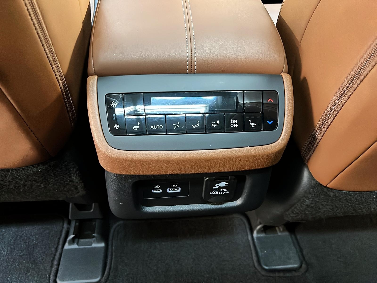Nissan Pathfinder PLATINUM CUIR TOIT PANO NAV 4RM 2024 - image #12