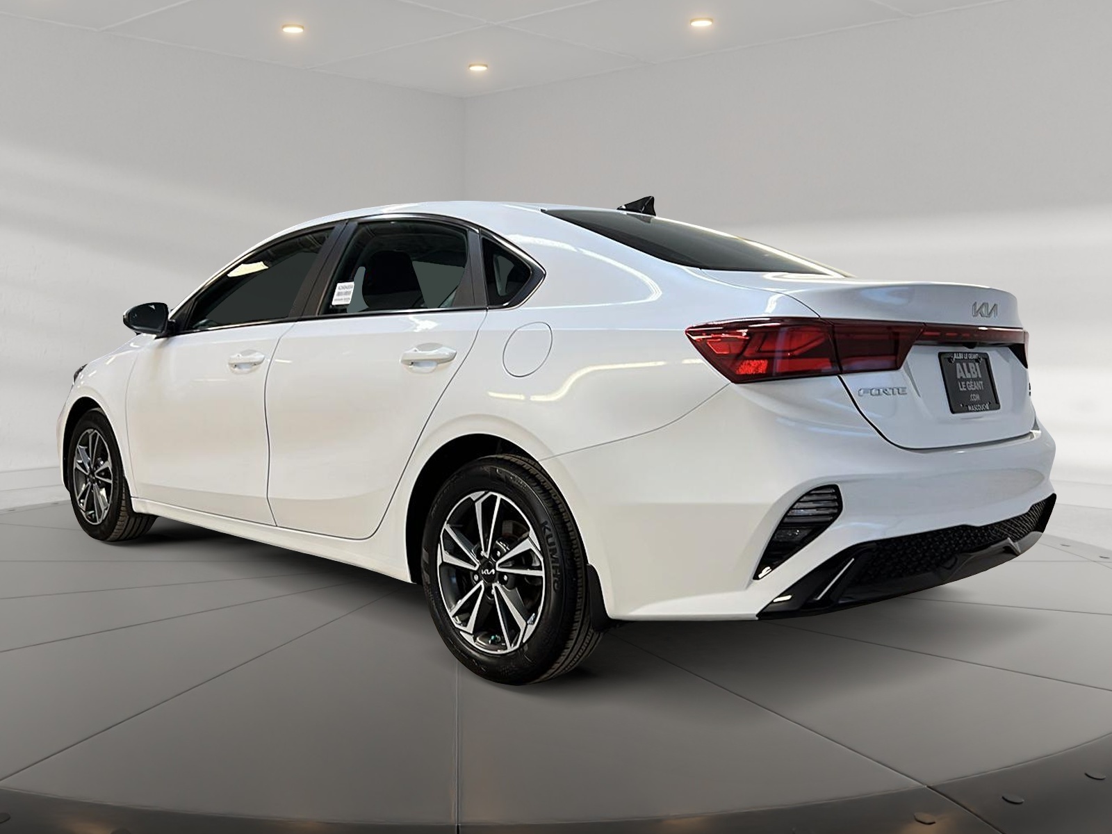 Kia Forte EX 2024 - image #6