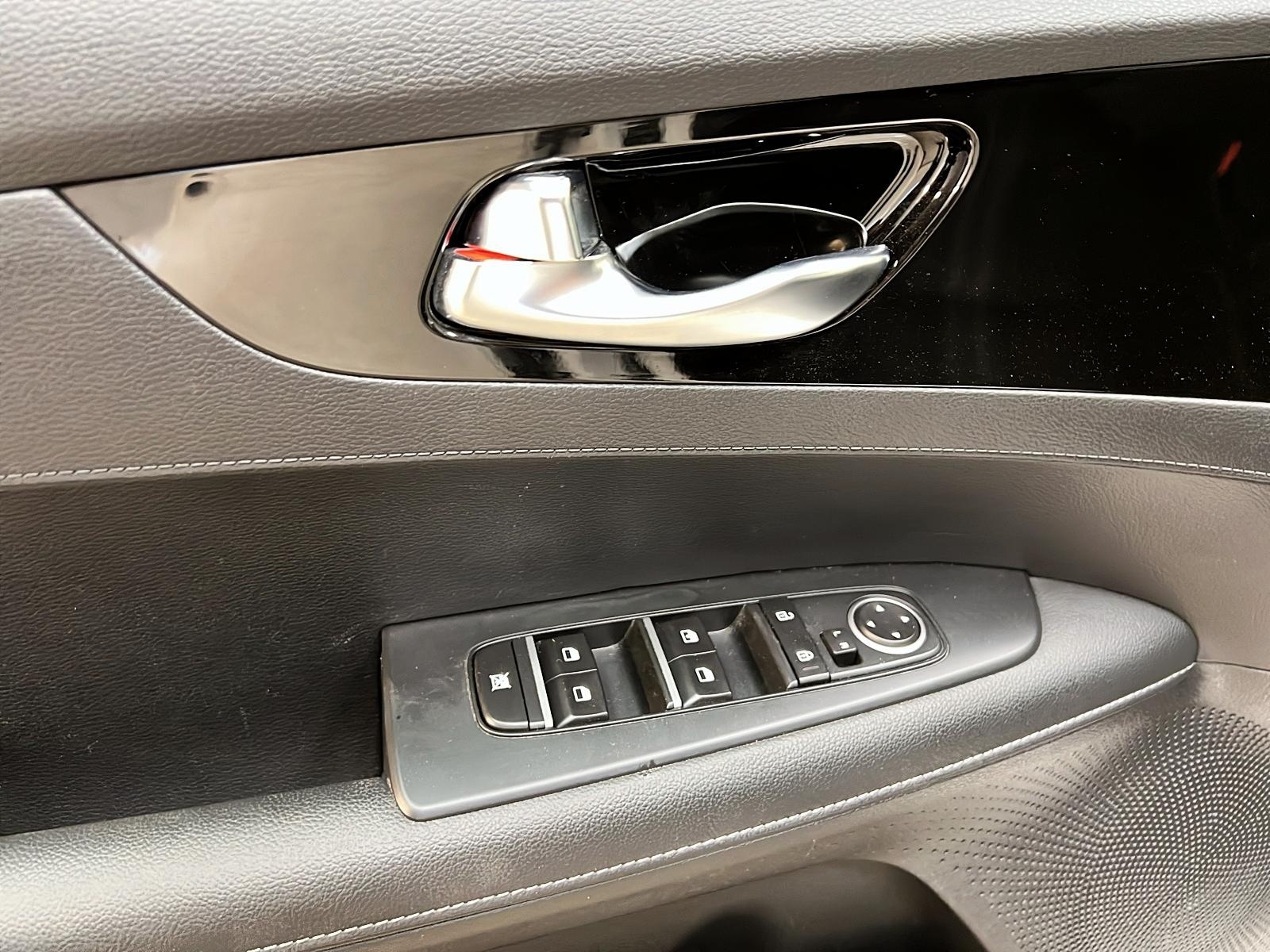 Kia Forte 2024 - Image #20
