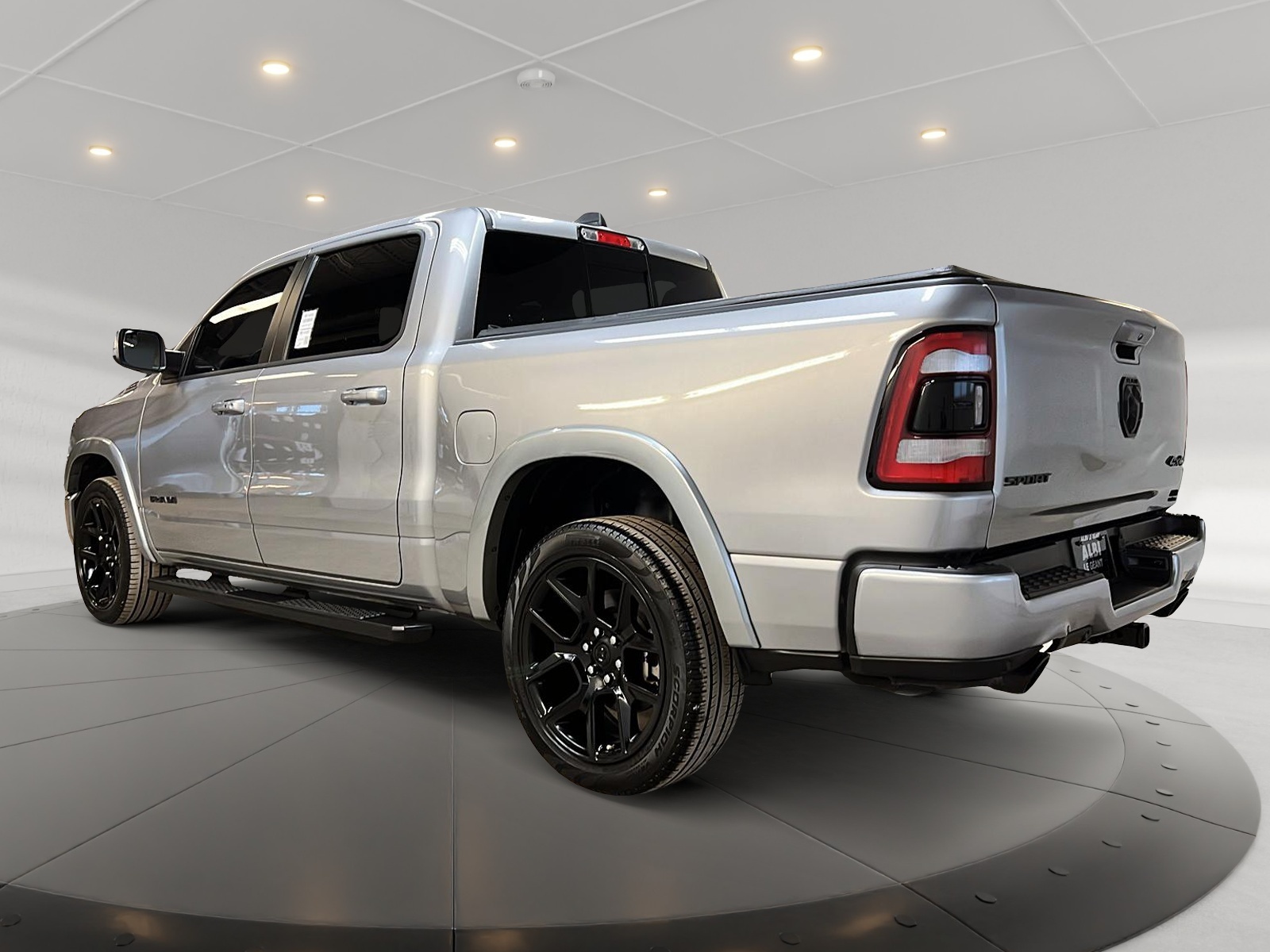 RAM 1500 SPORT 5.7 HEMI CREW CAB NAV 4X4 2023 - image #6