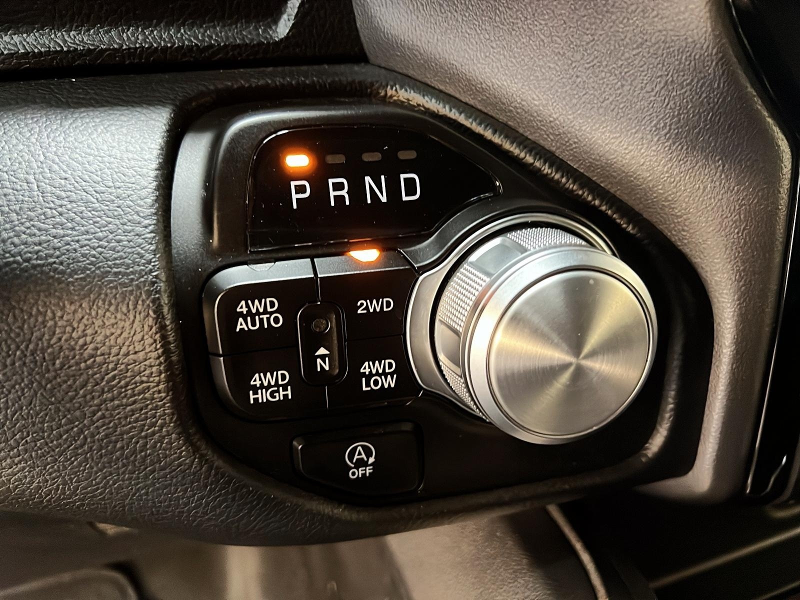 RAM 1500 SPORT 5.7 HEMI CREW CAB NAV 4X4 2023 - image #14