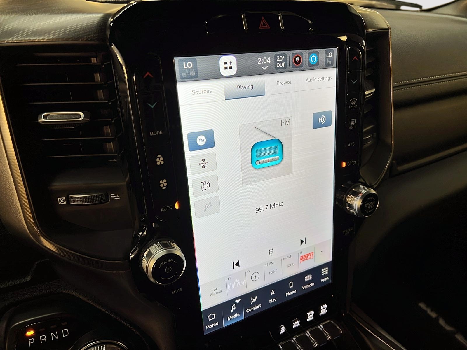 RAM 1500 SPORT 5.7 HEMI CREW CAB NAV 4X4 2023 - image #15