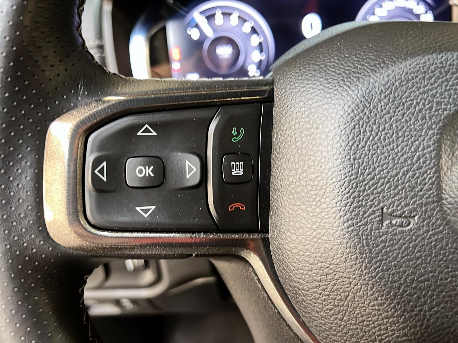 RAM 1500 SPORT 5.7 HEMI CREW CAB NAV 4X4 2023 - image #20