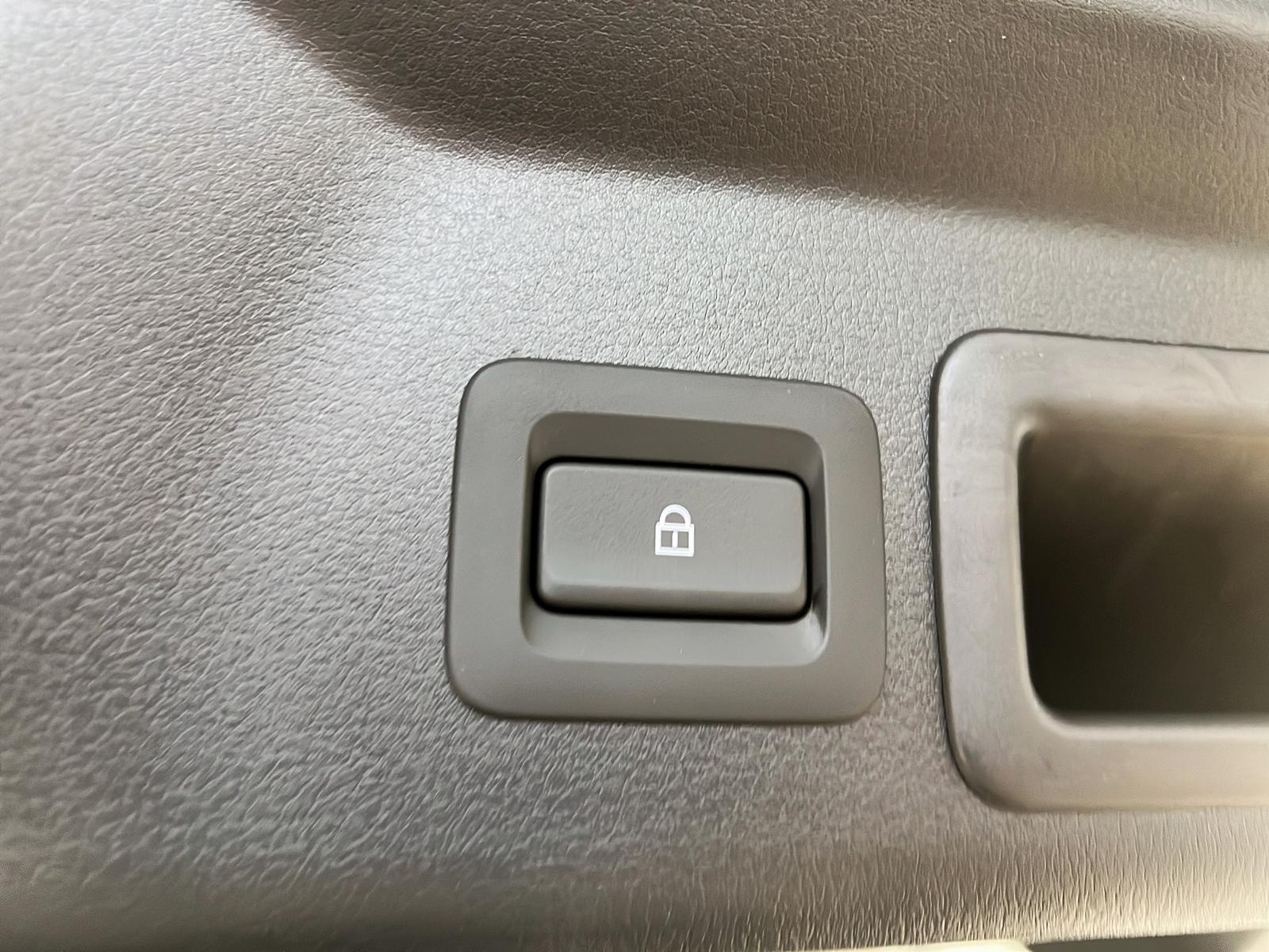 Mazda MX-30 GS NAV 2023 - image #13