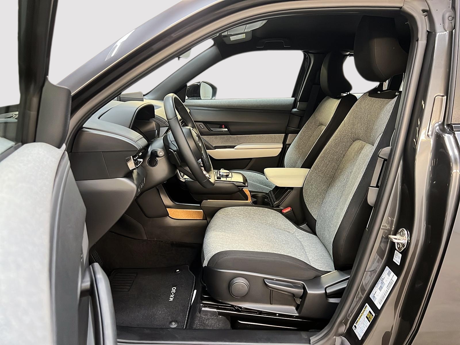 Mazda MX-30 GS NAV 2023 - image #7