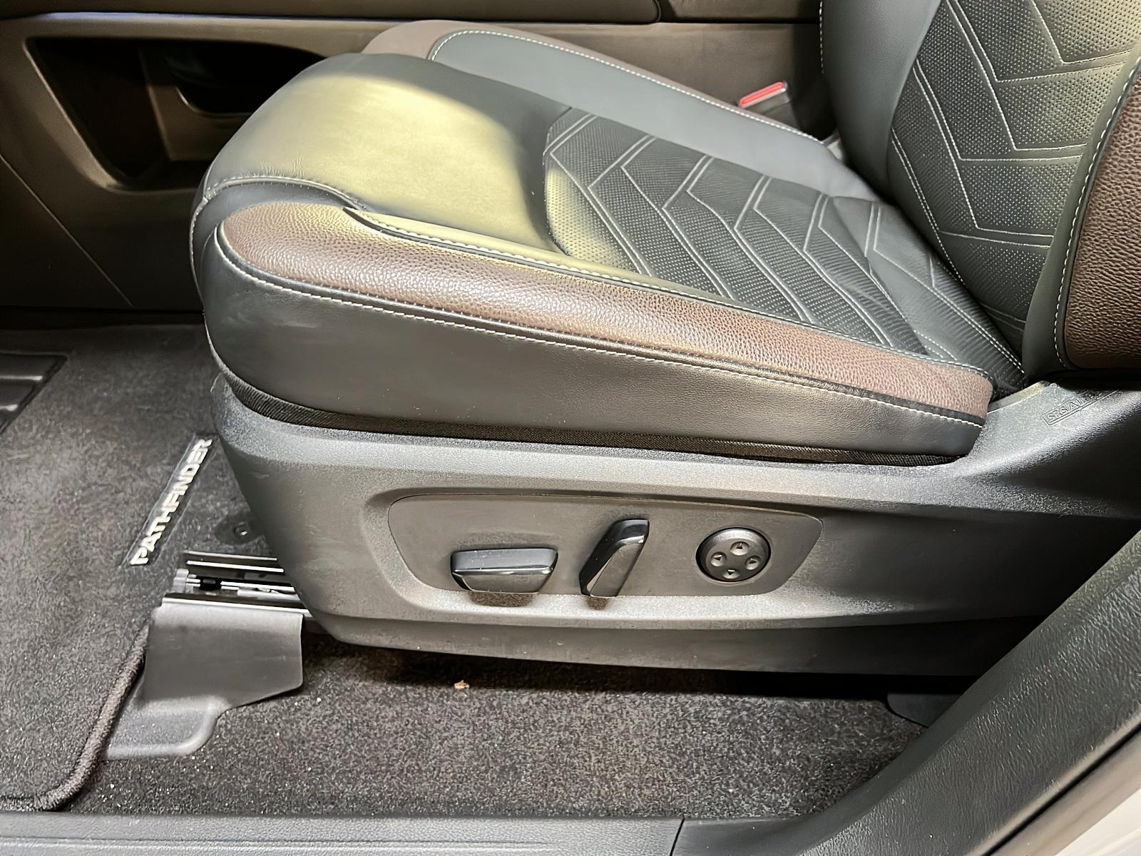 Nissan Pathfinder PLATINUM CUIR TOIT PANO NAV 4RM 2025 - image #28