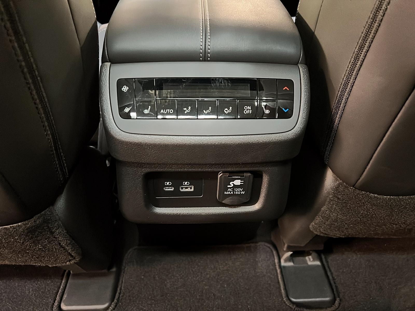 Nissan Pathfinder PLATINUM CUIR TOIT PANO NAV 4RM 2025 - image #12