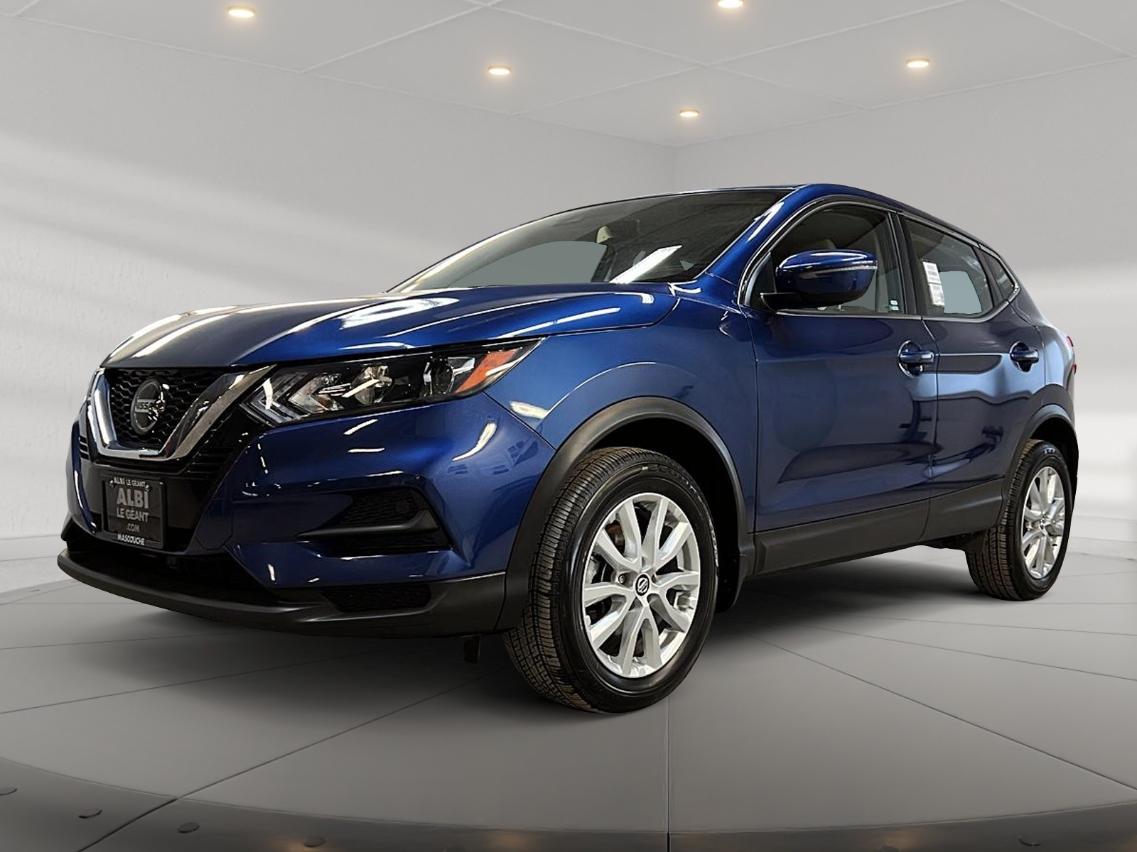 Nissan Qashqai S 4RM 2023 - image #1