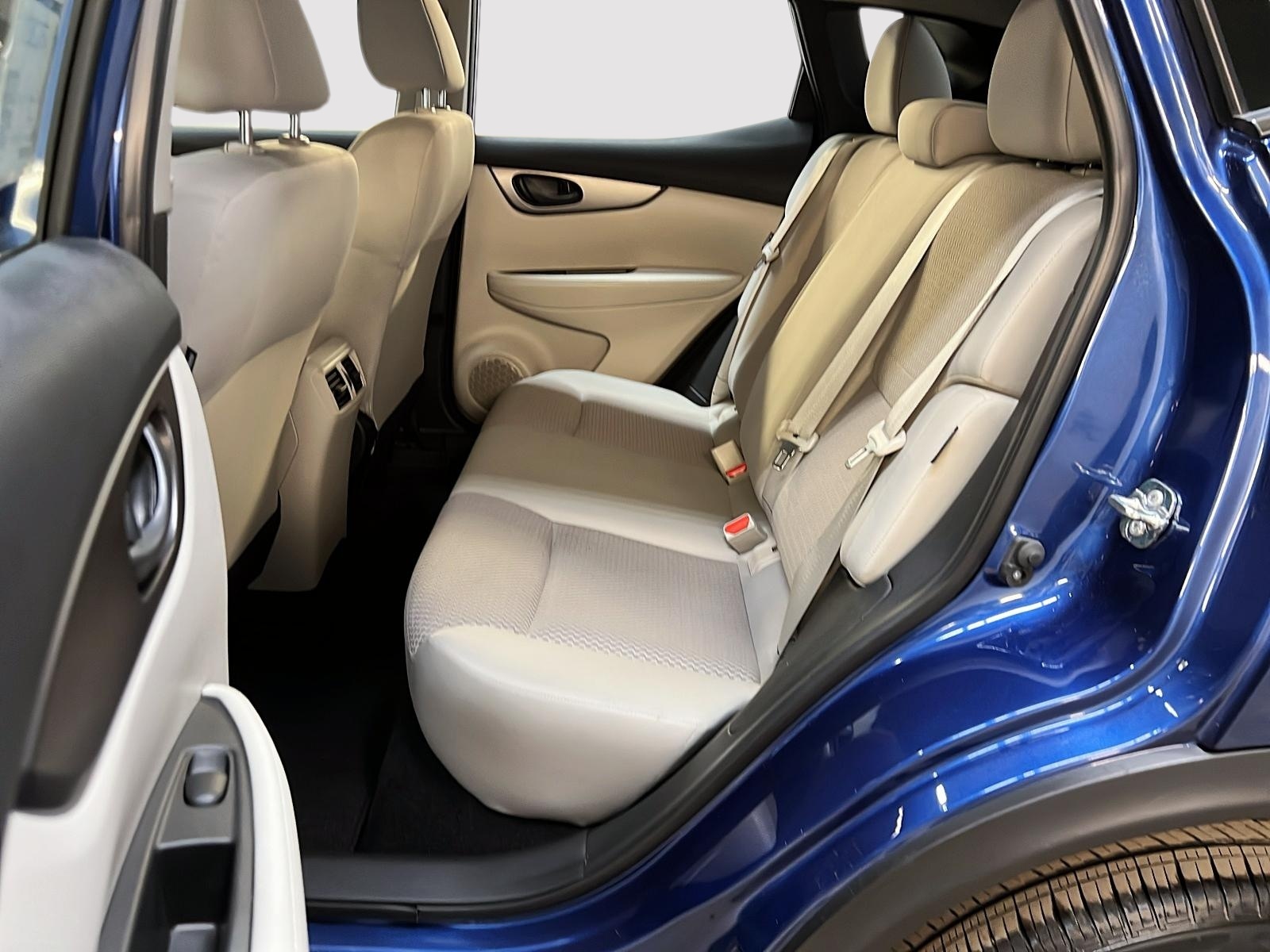 Nissan Qashqai S 4RM 2023 - image #9