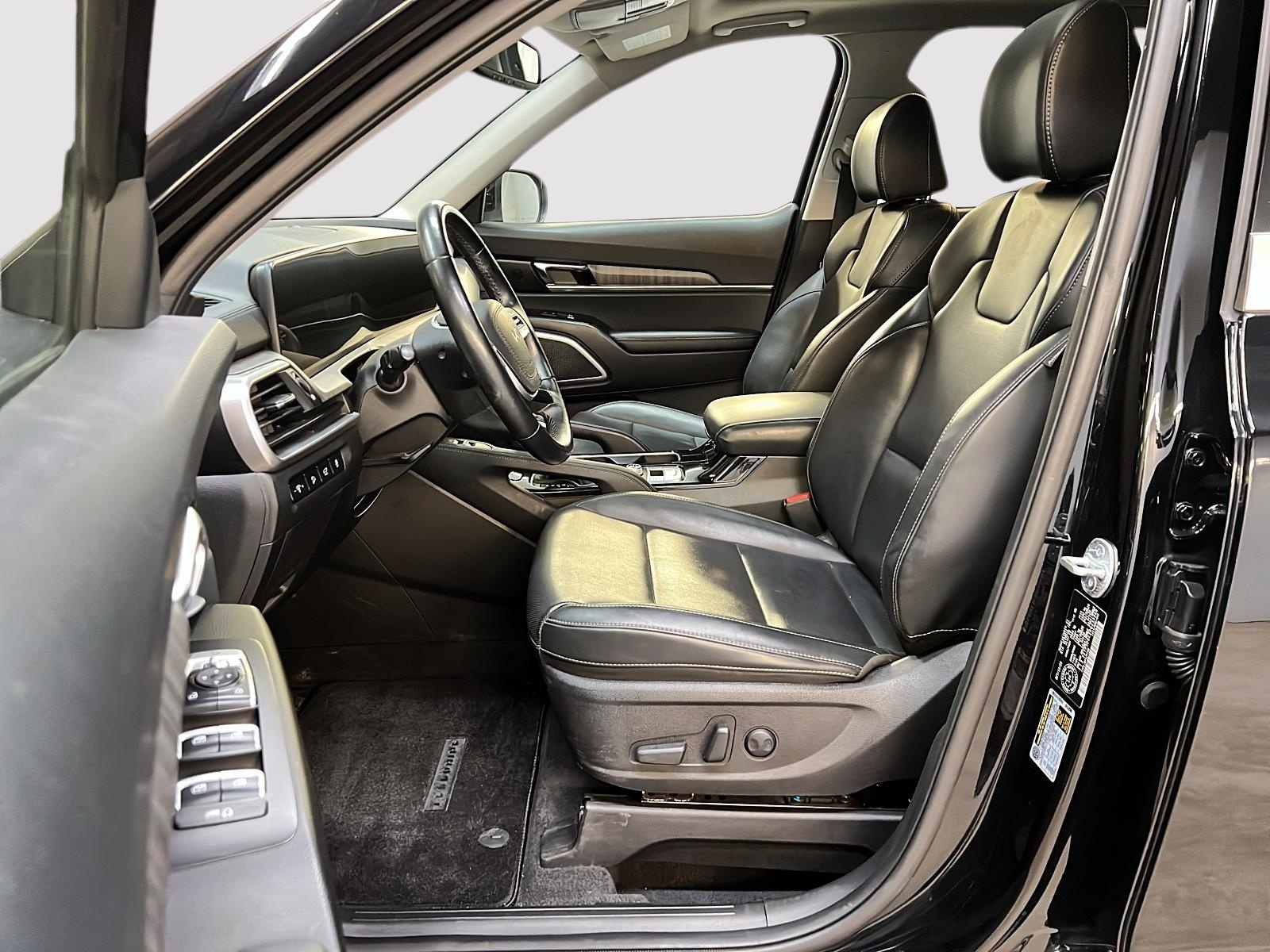 Kia TELLURIDE EX CUIR TOIT NAV 4RM 2024 - image #7