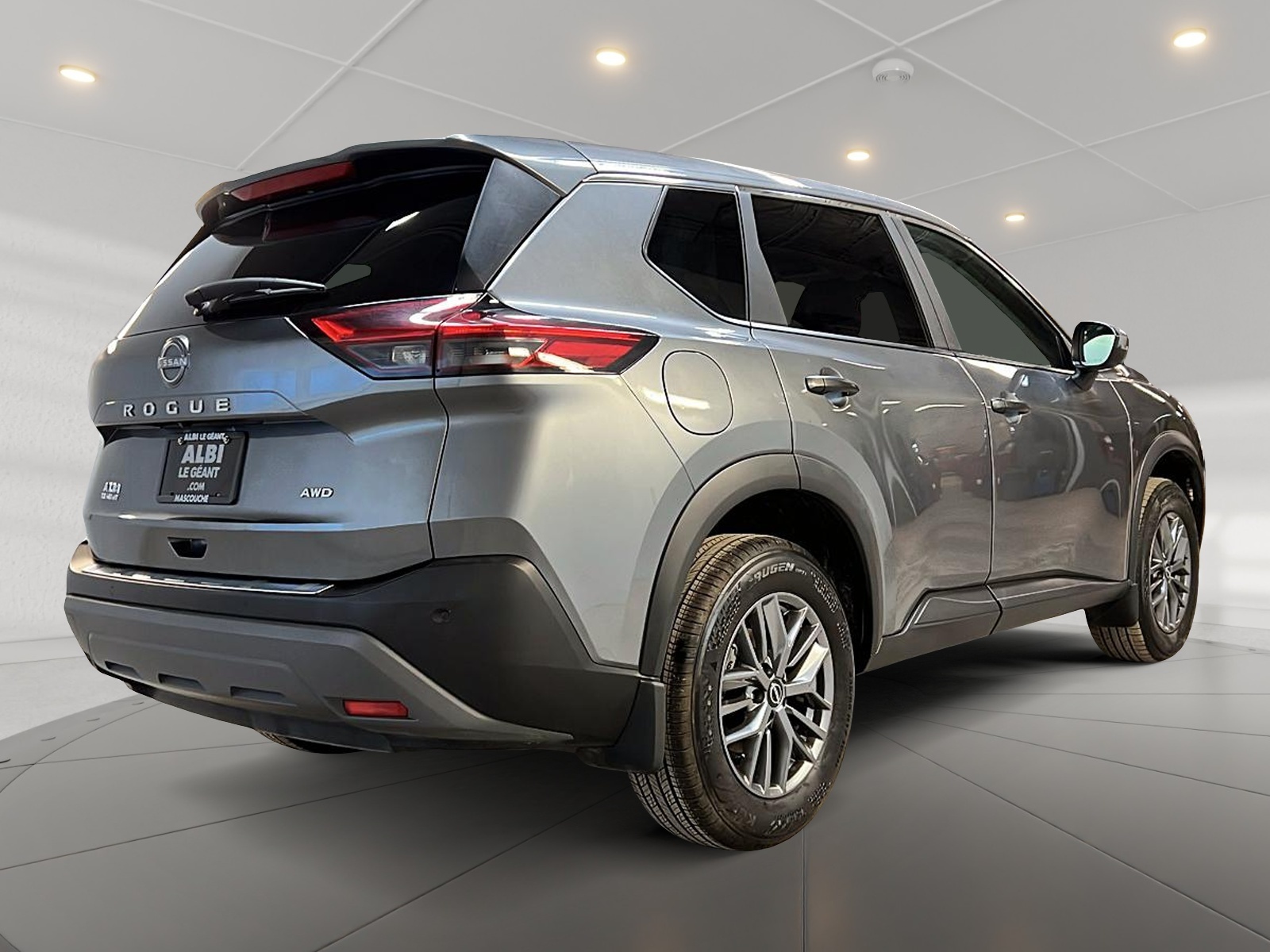 Nissan Rogue S 4RM 2023 - image #4