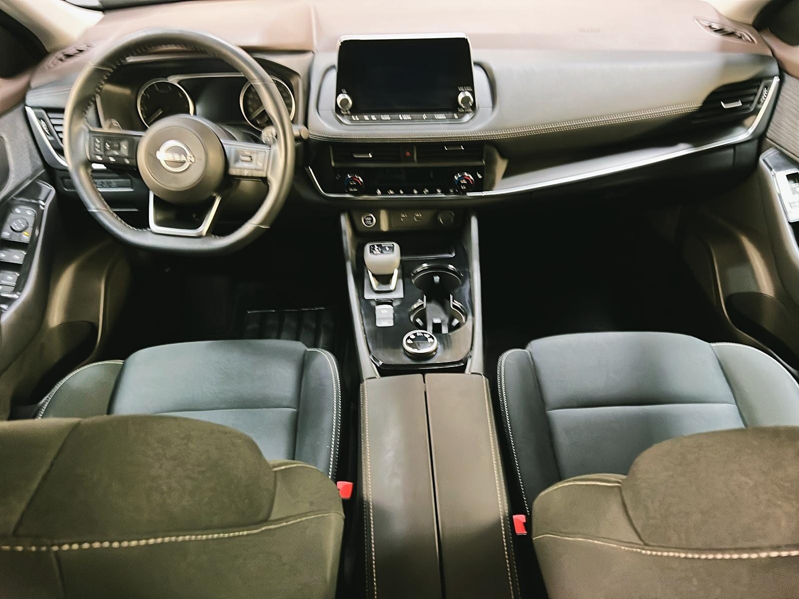 Nissan Rogue 2023 - Image #10